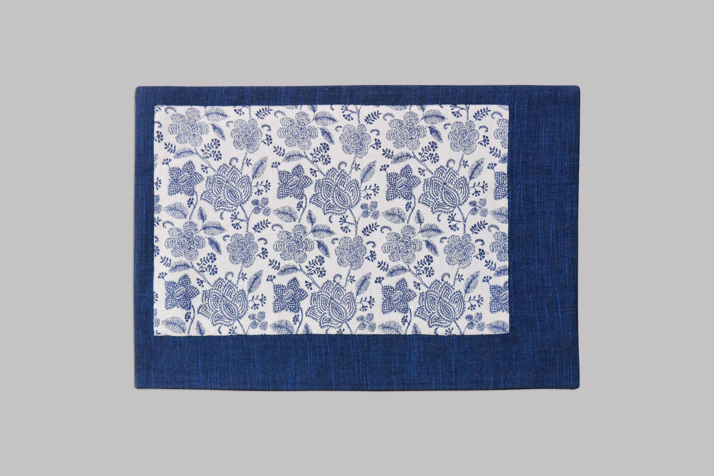 Xiomara Handwoven Dining Set of A Table Runner And 8 Table Mats