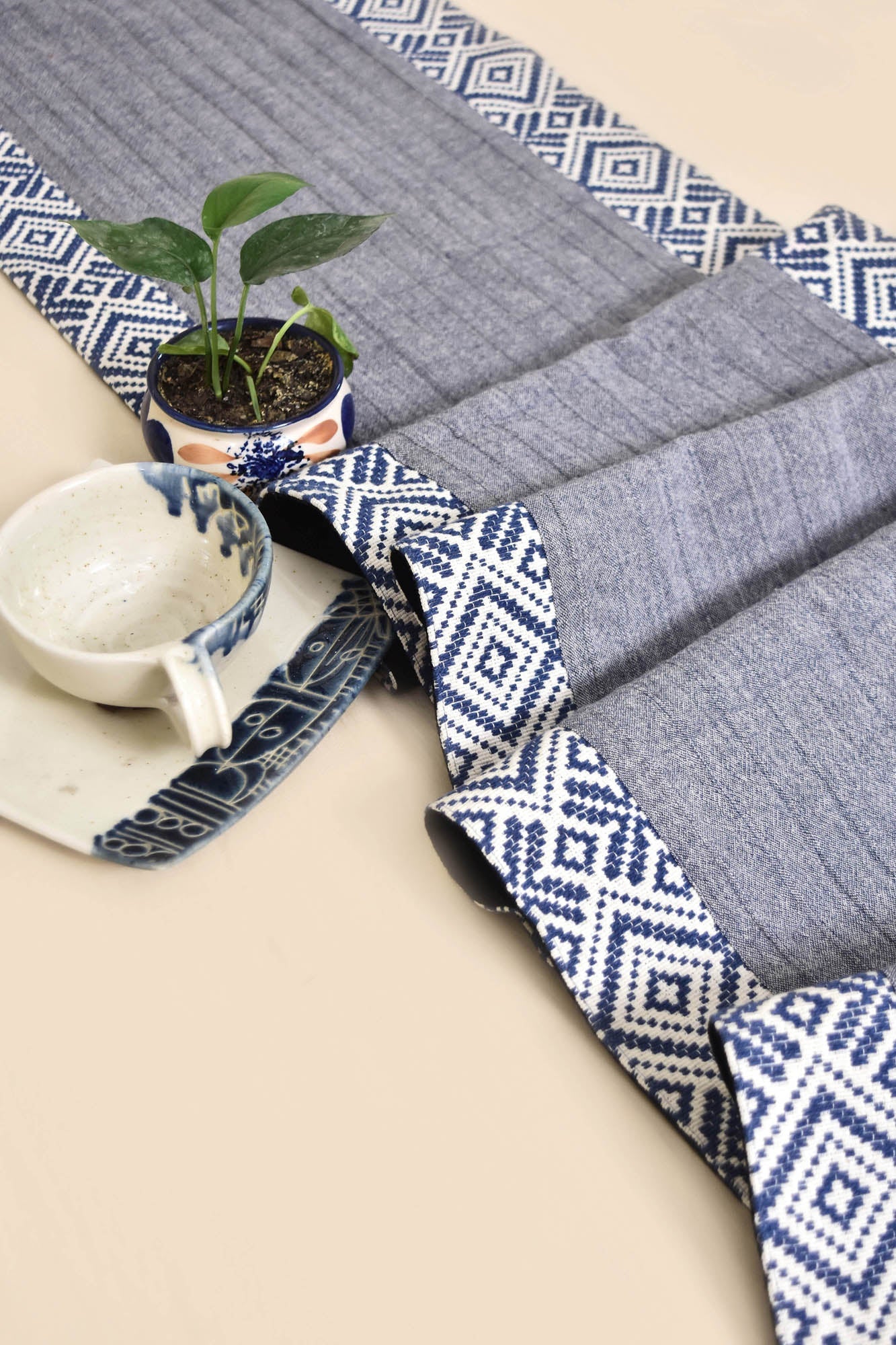 Querencia - Handwoven Table Runner