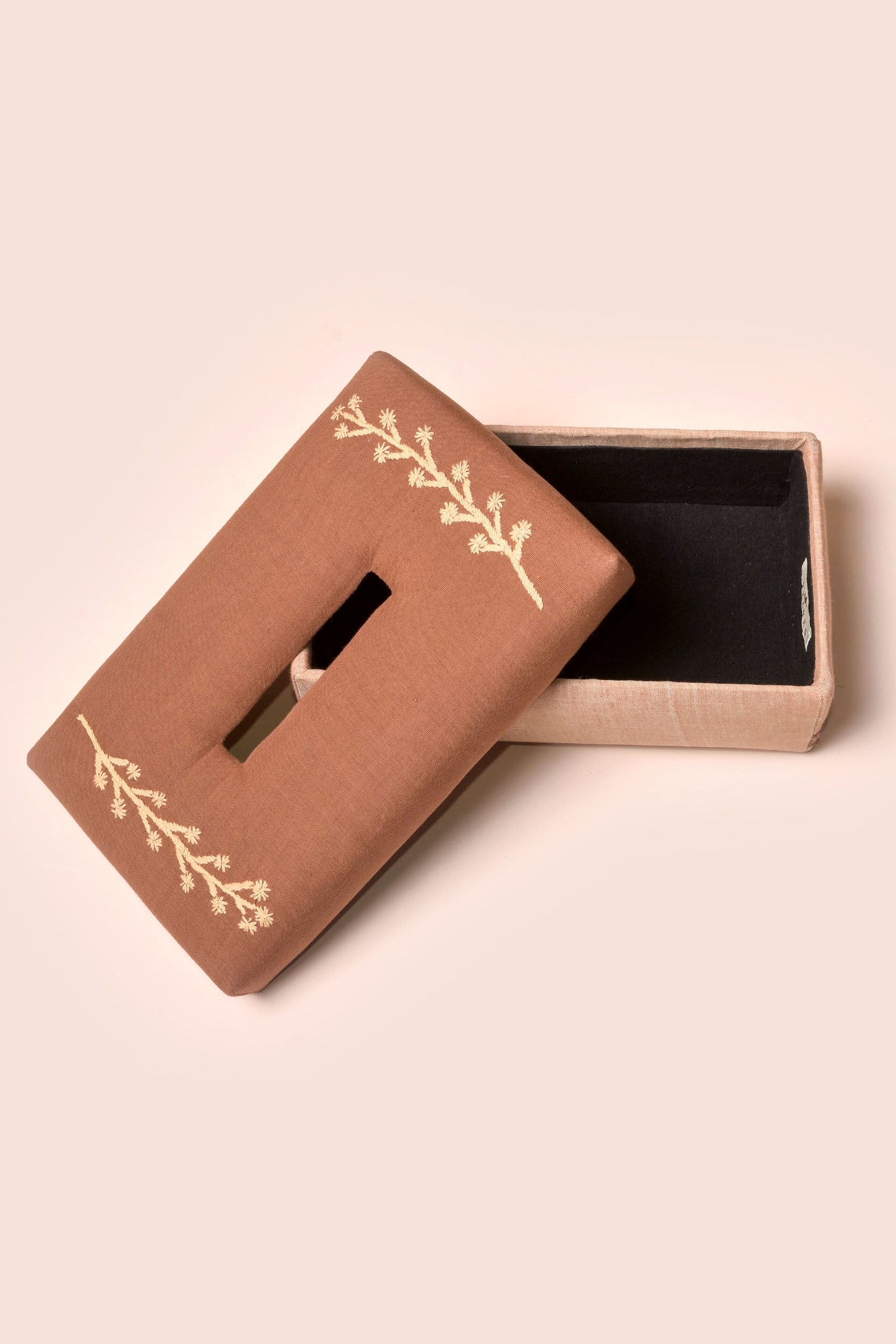 Ace - Handwoven Tissue Box