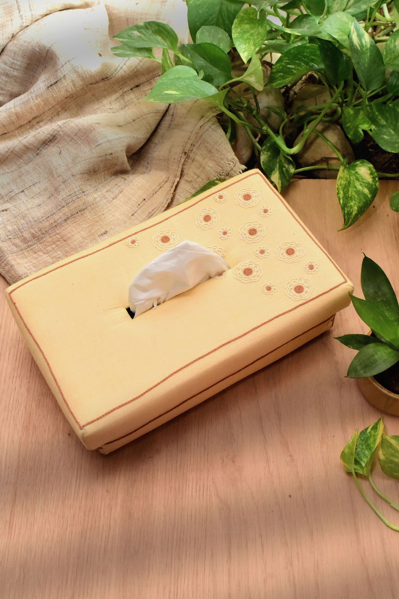 Sauki Handwoven Tissue Box