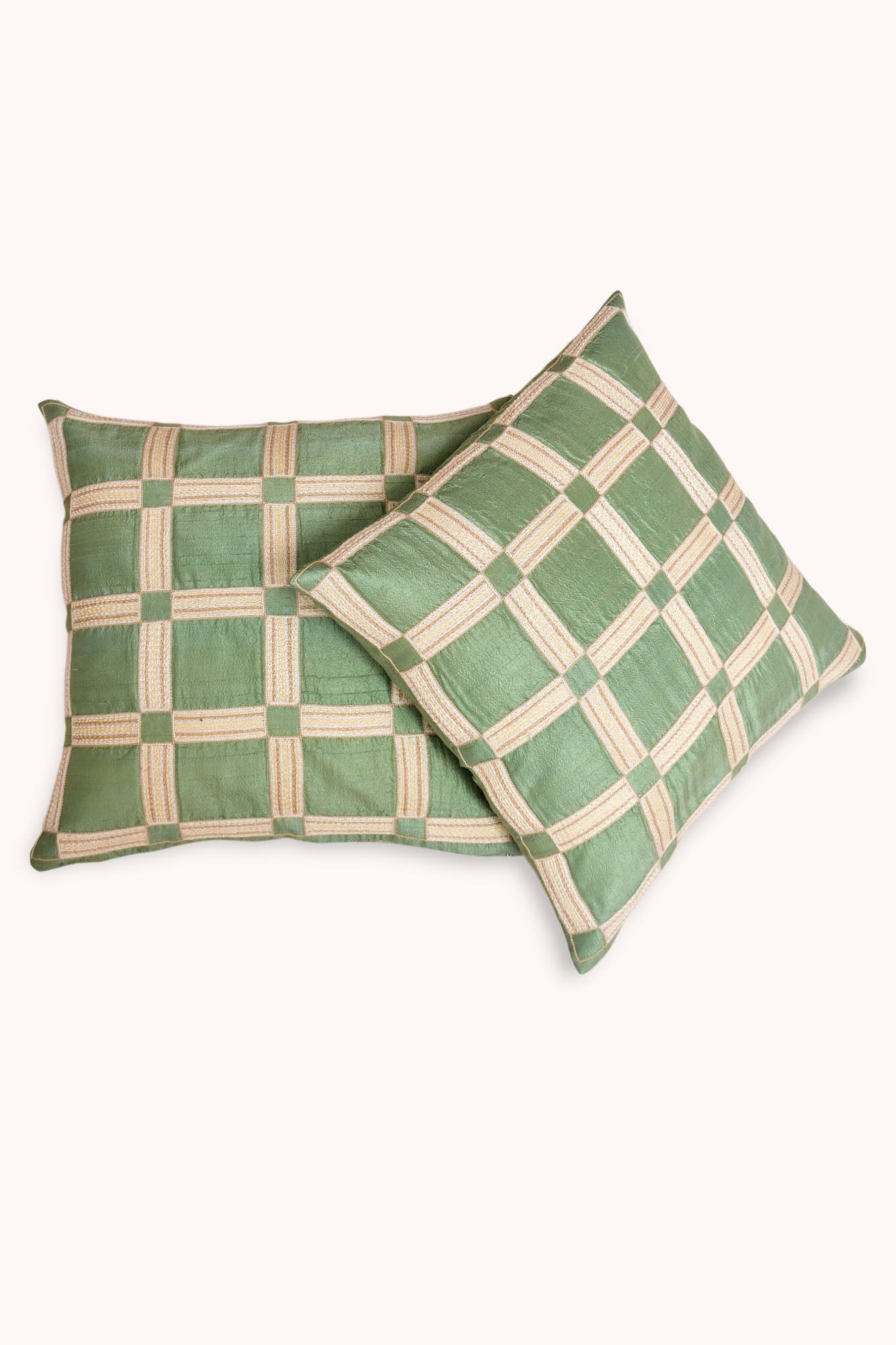 Verdes Para Dormir handmade Cushion Set of 2