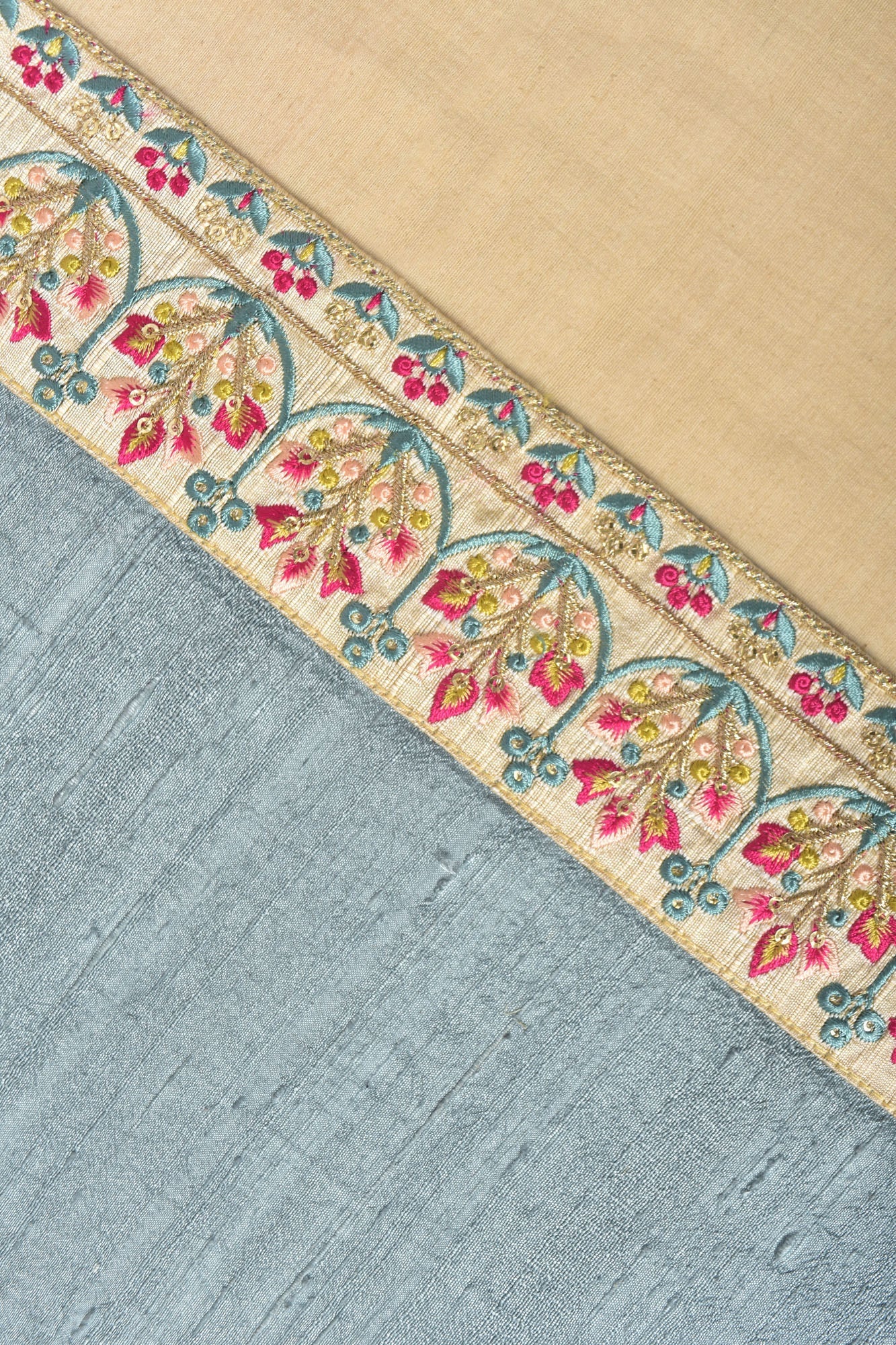 Nodus Handwoven Table Runner