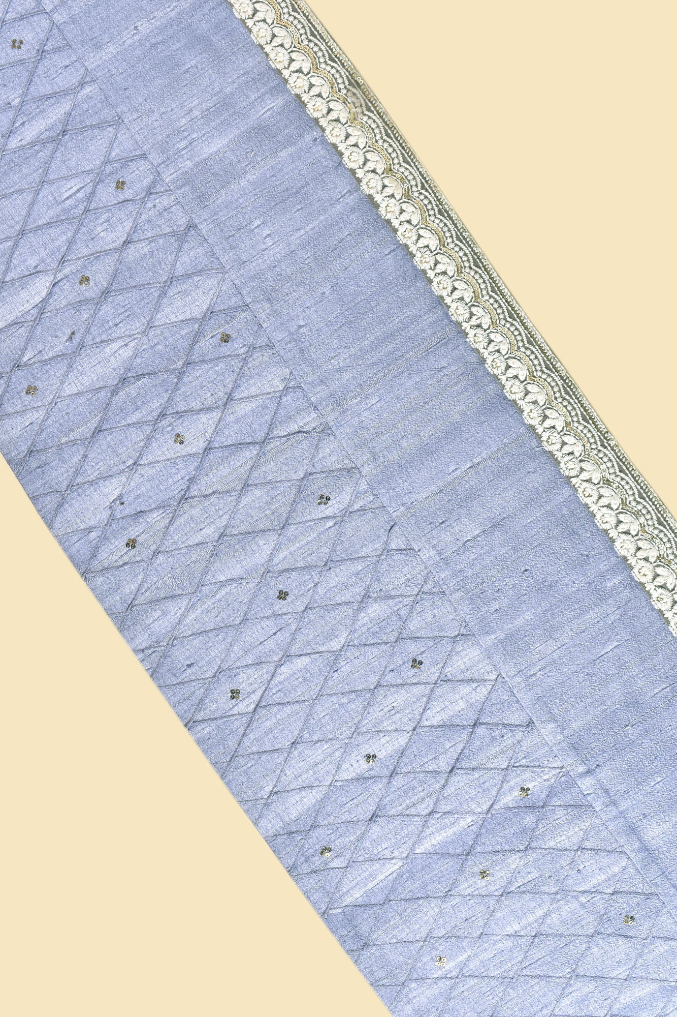Mora Dining Set of a Table Runner and 6 Table Mats