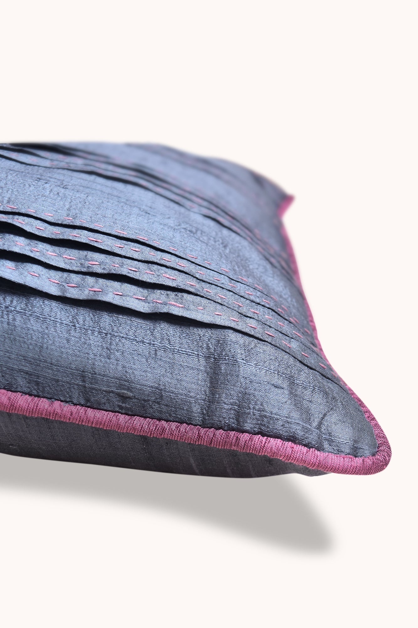Comodidad Experta handmade Cushion Set of 2