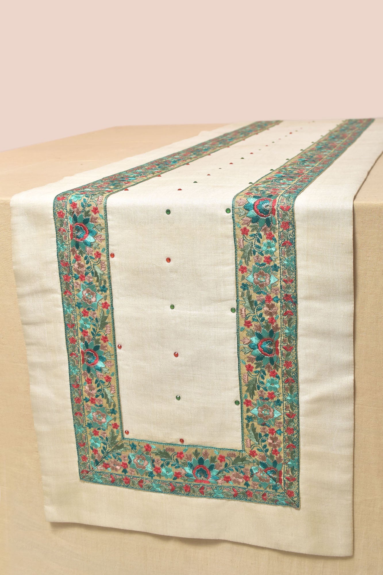Niveus Handwoven Table Runner
