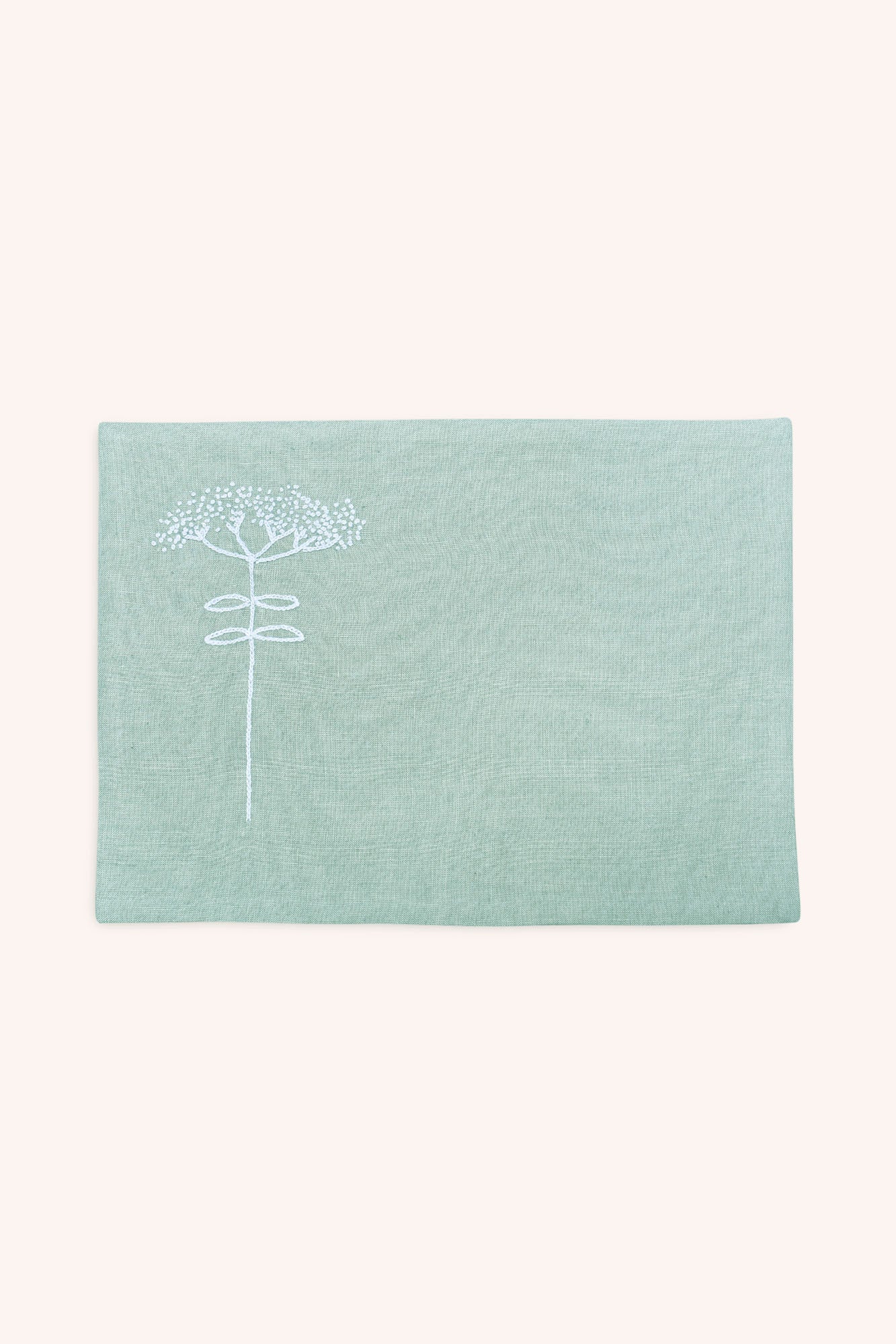 DAVEN - DINING SET OF A TABLE RUNNER AND 6 TABLE MATS. - Veaves