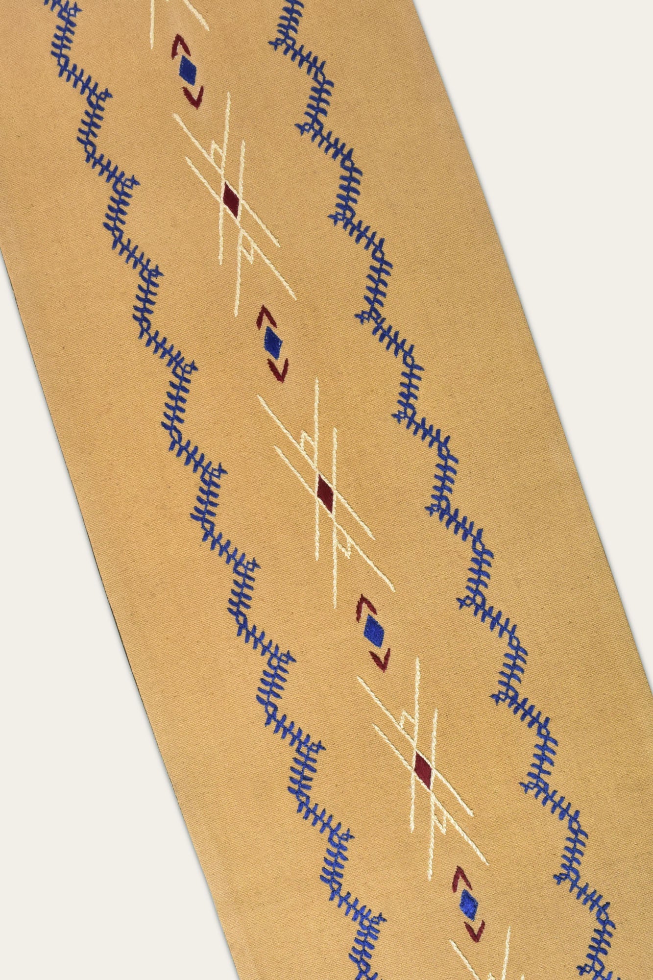 Charon Dining Table Runner And Mats Set of 6