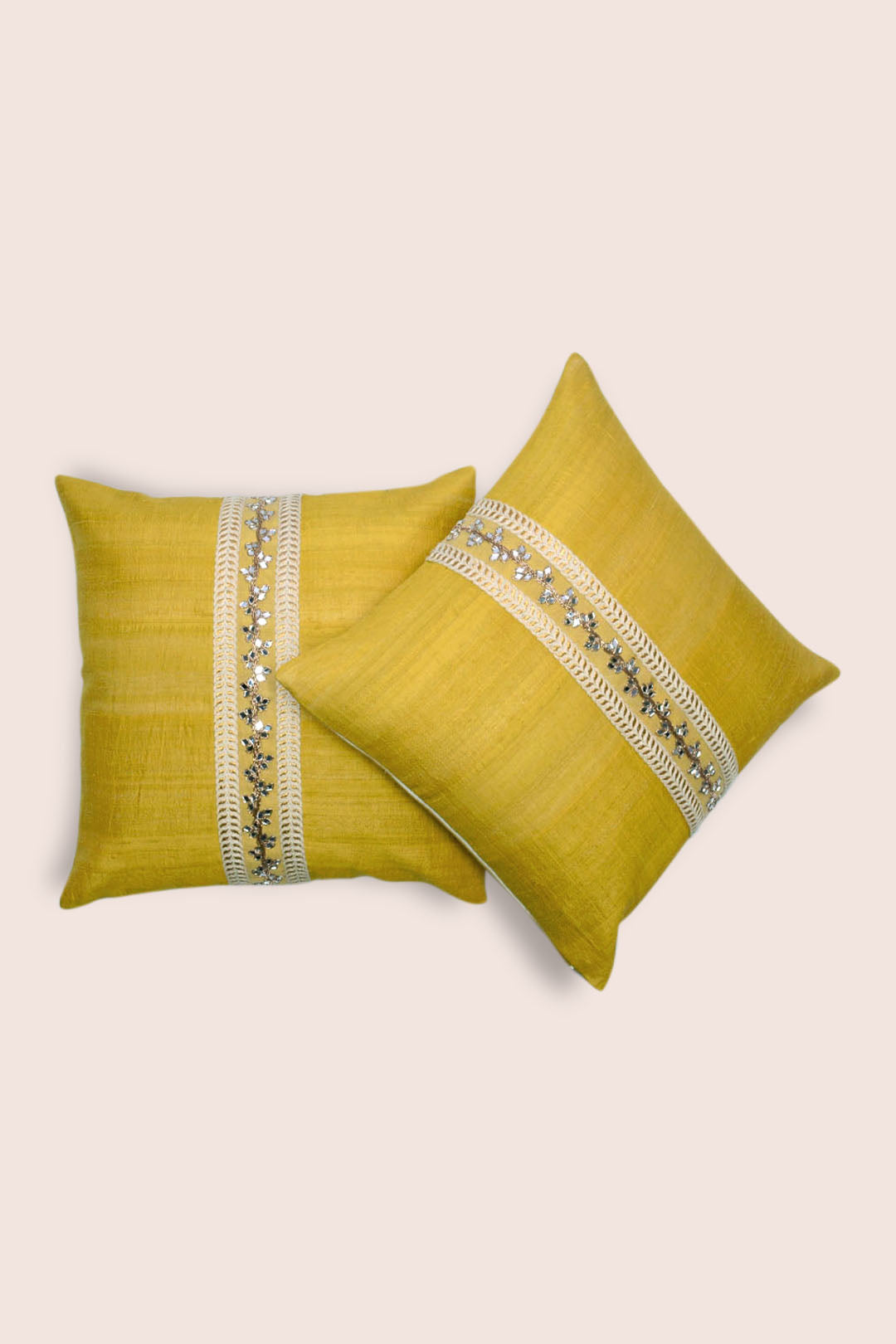 Badshah Handwoven Cushion - 1 pc