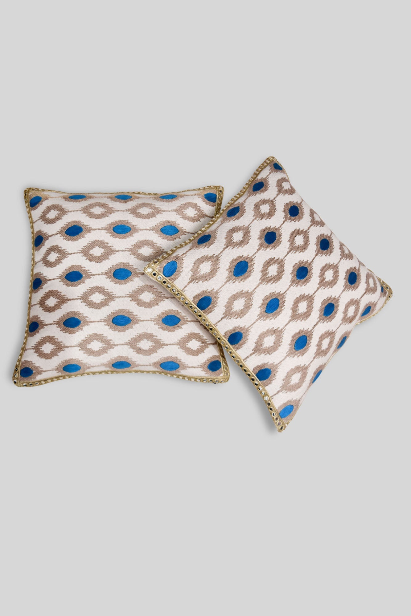 Lippan Kaam Handwoven Cushion - 1 pc