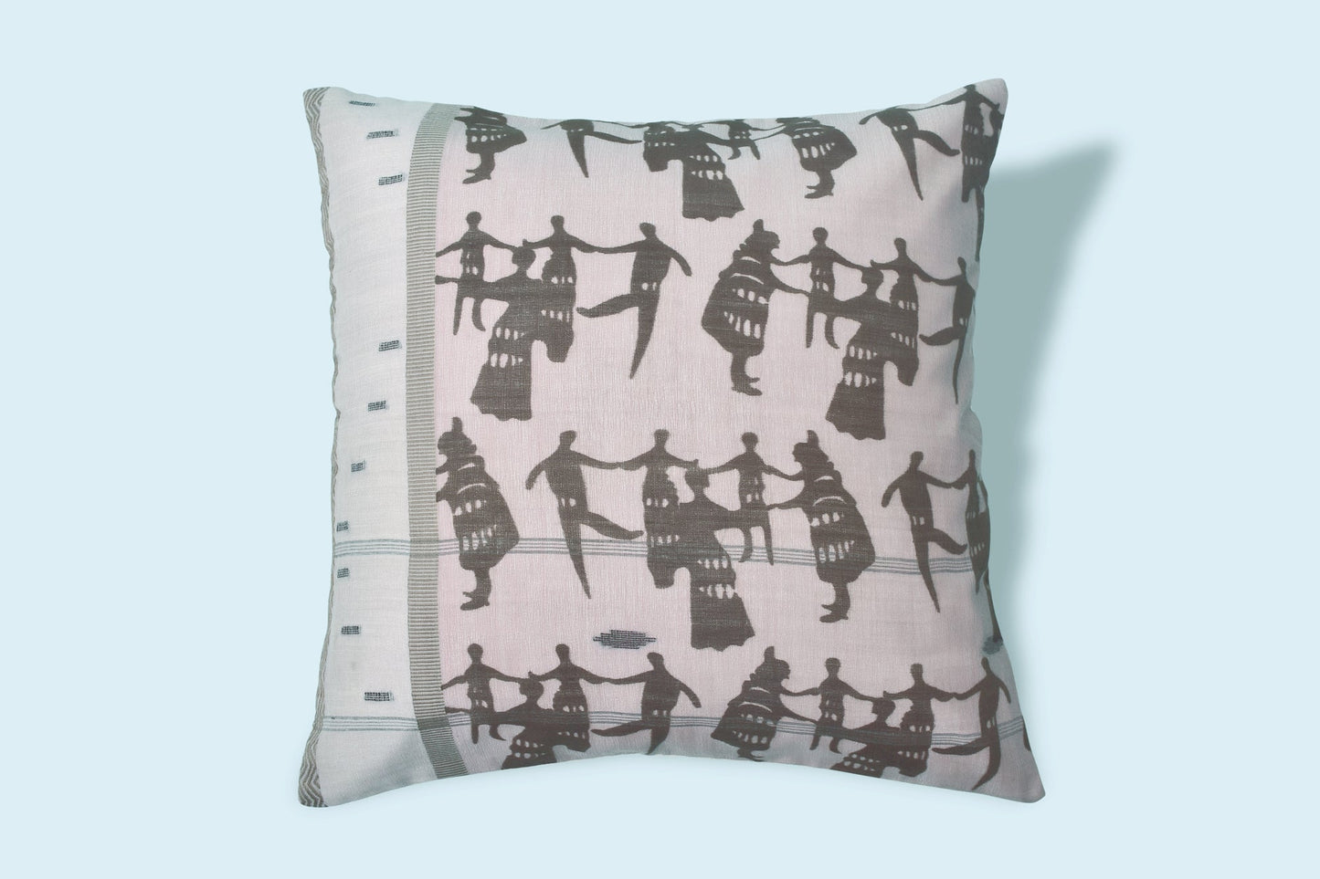 Safarnama Cushion - 1 pc - Veaves