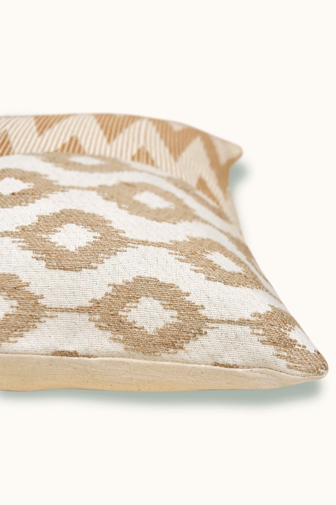 Flâner Cushions- 1 pc