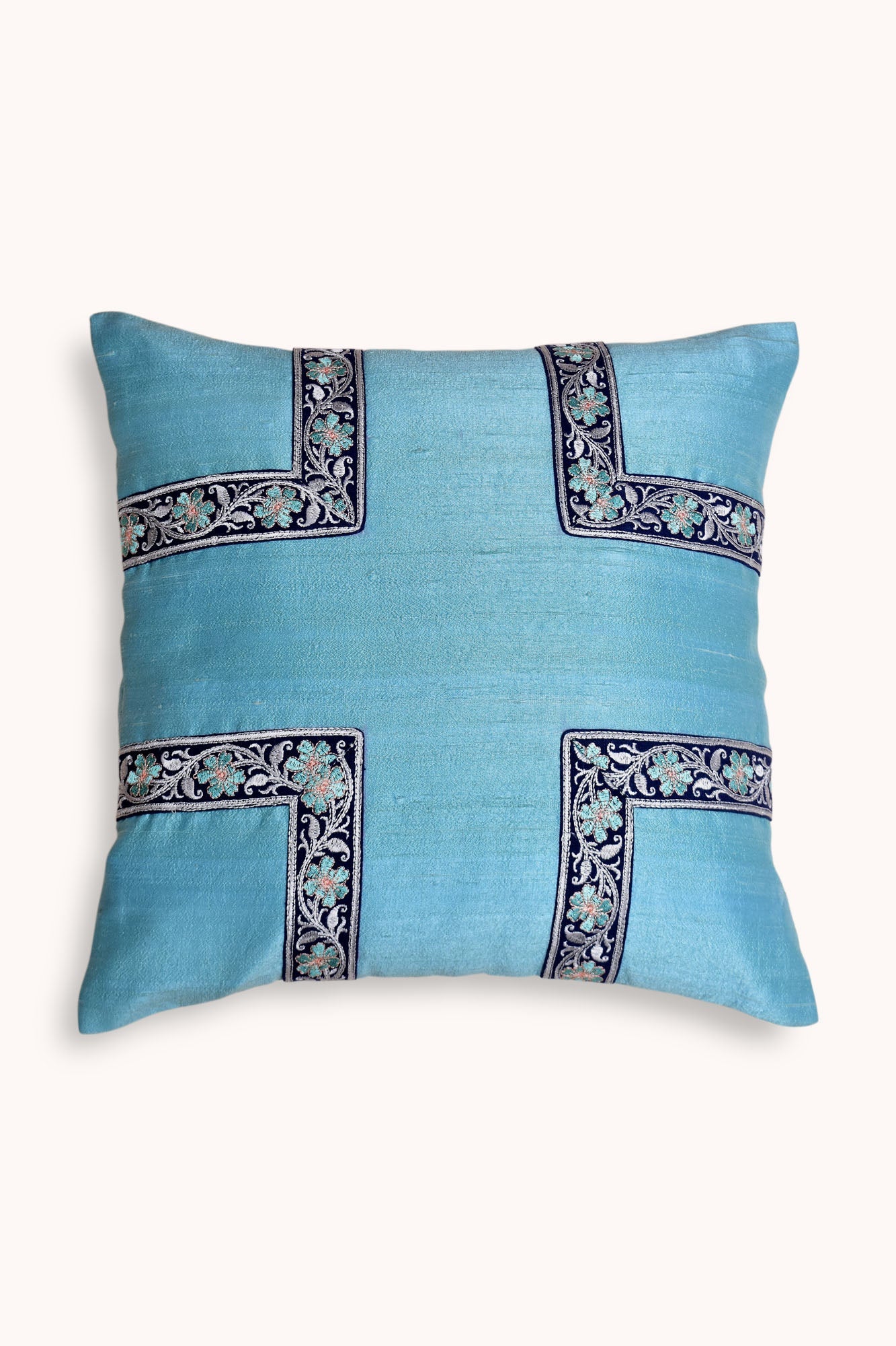 Crossvibe Handwoven Cushion -1 pc