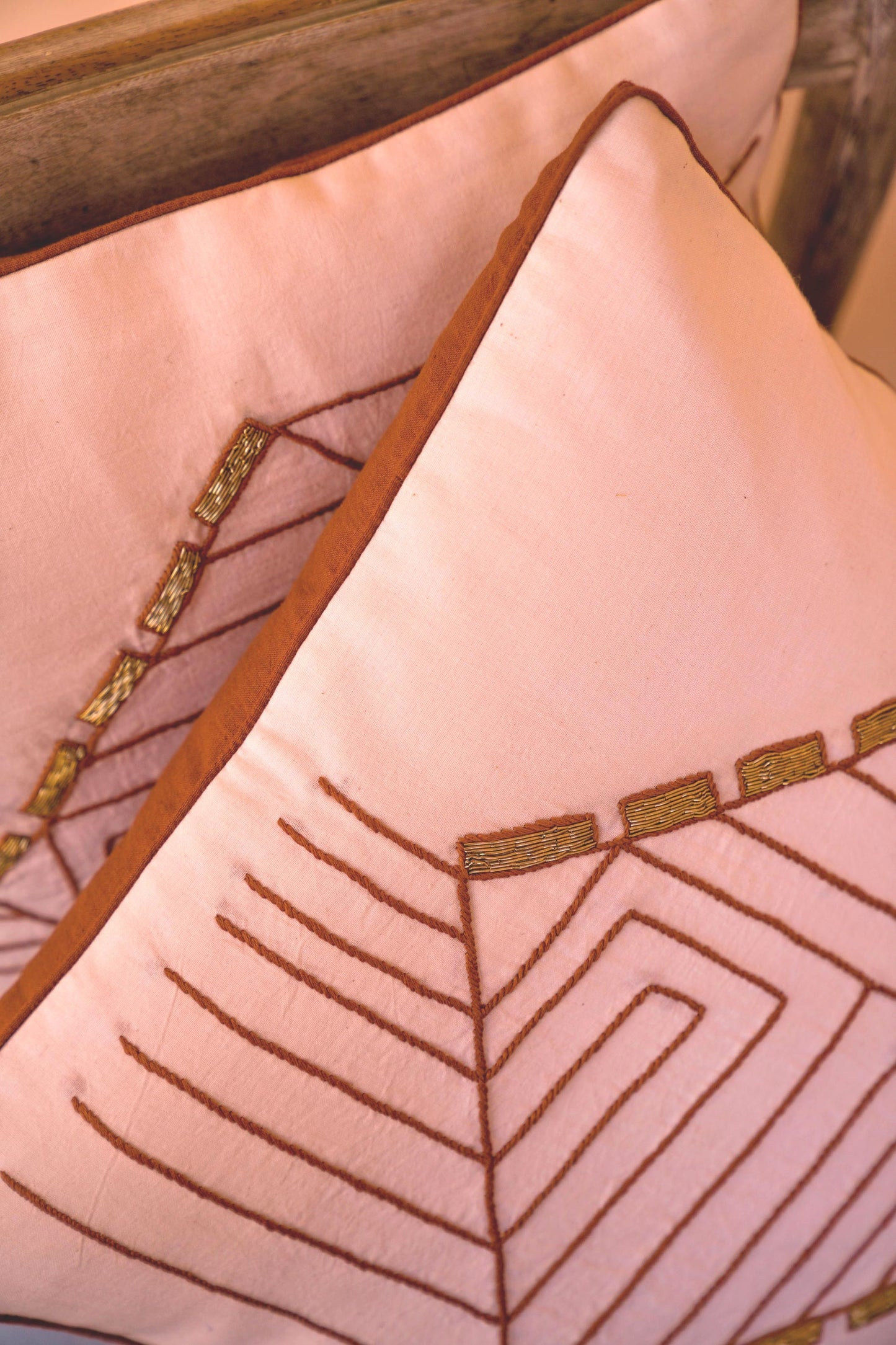 Reo handmade Cushion Set of 2