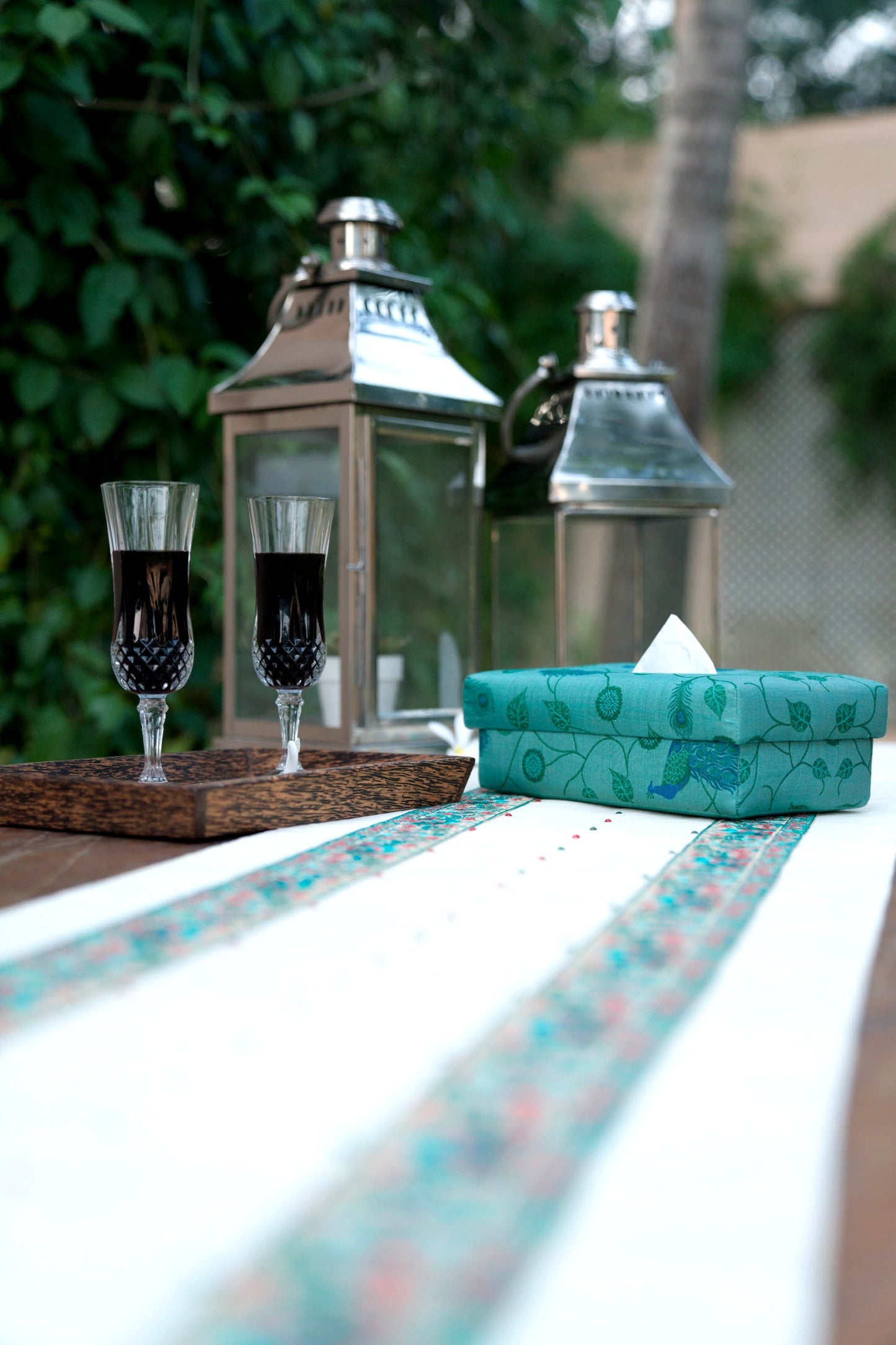 Niveus Handwoven Table Runner
