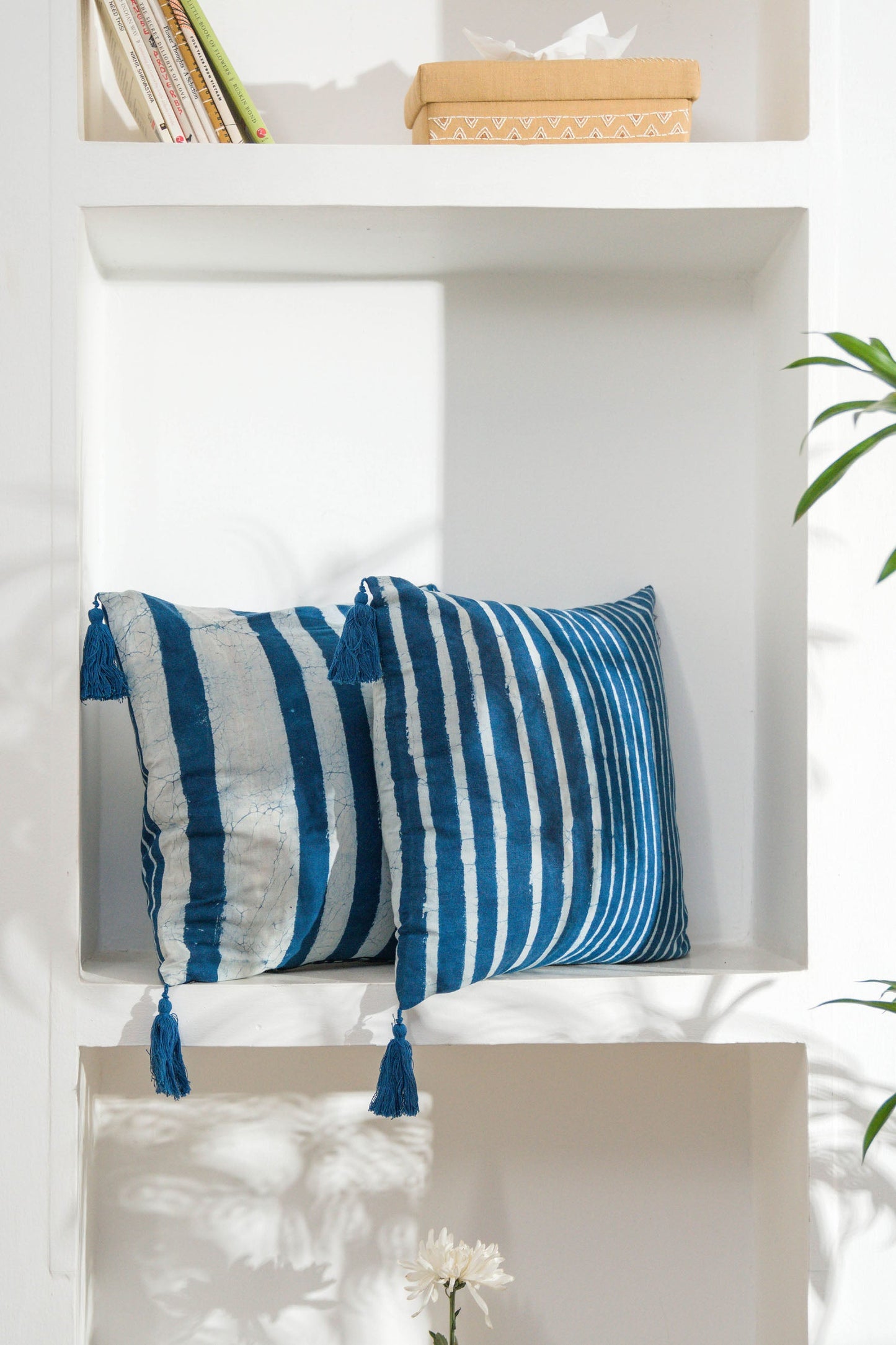 Yui handmade Cushion Set of 2