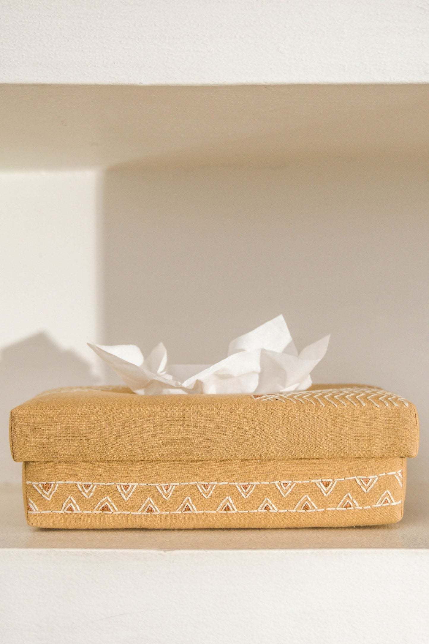 Zea - Handwoven Tissue Box