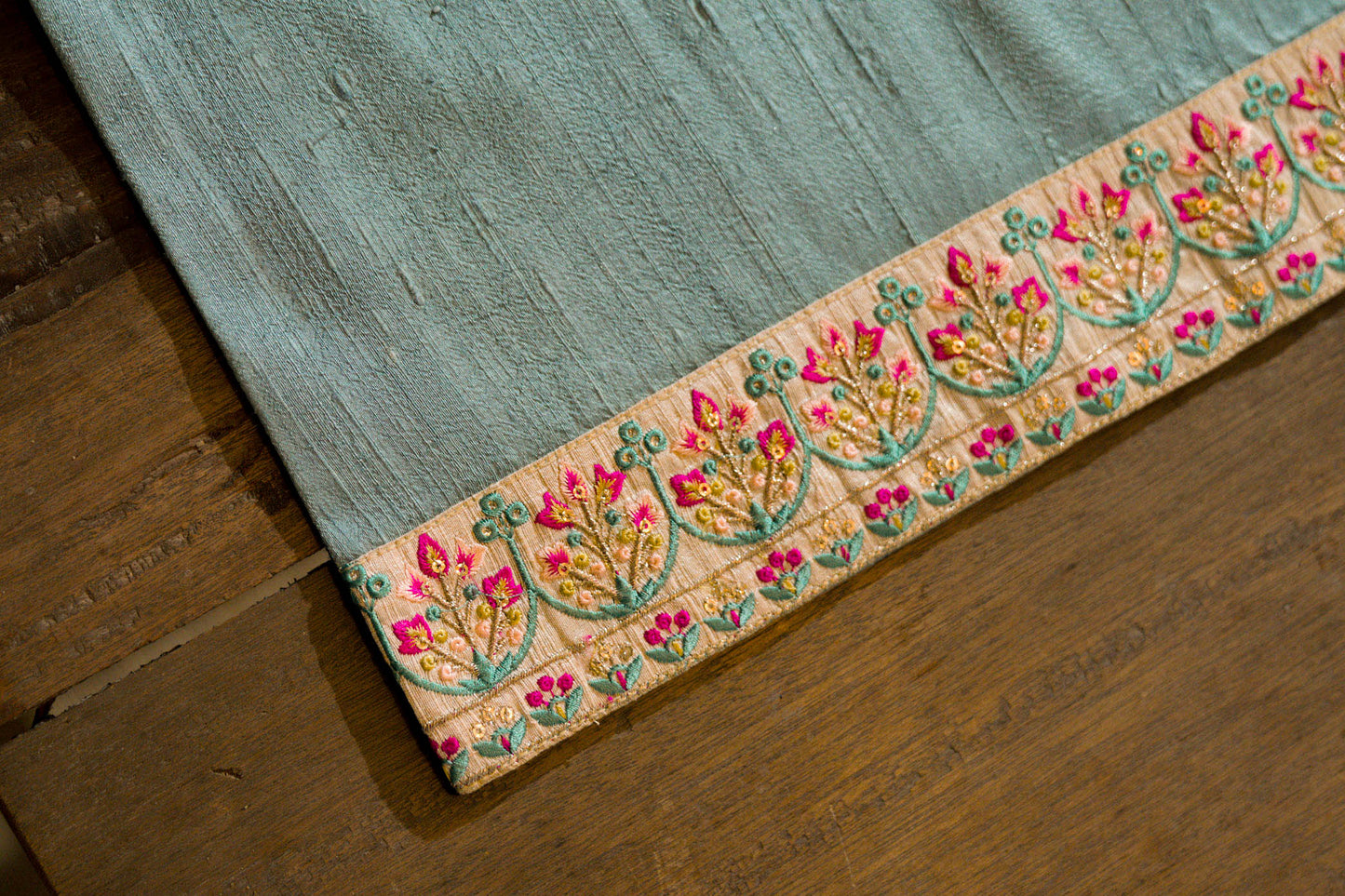Nodus Handwoven Table Runner