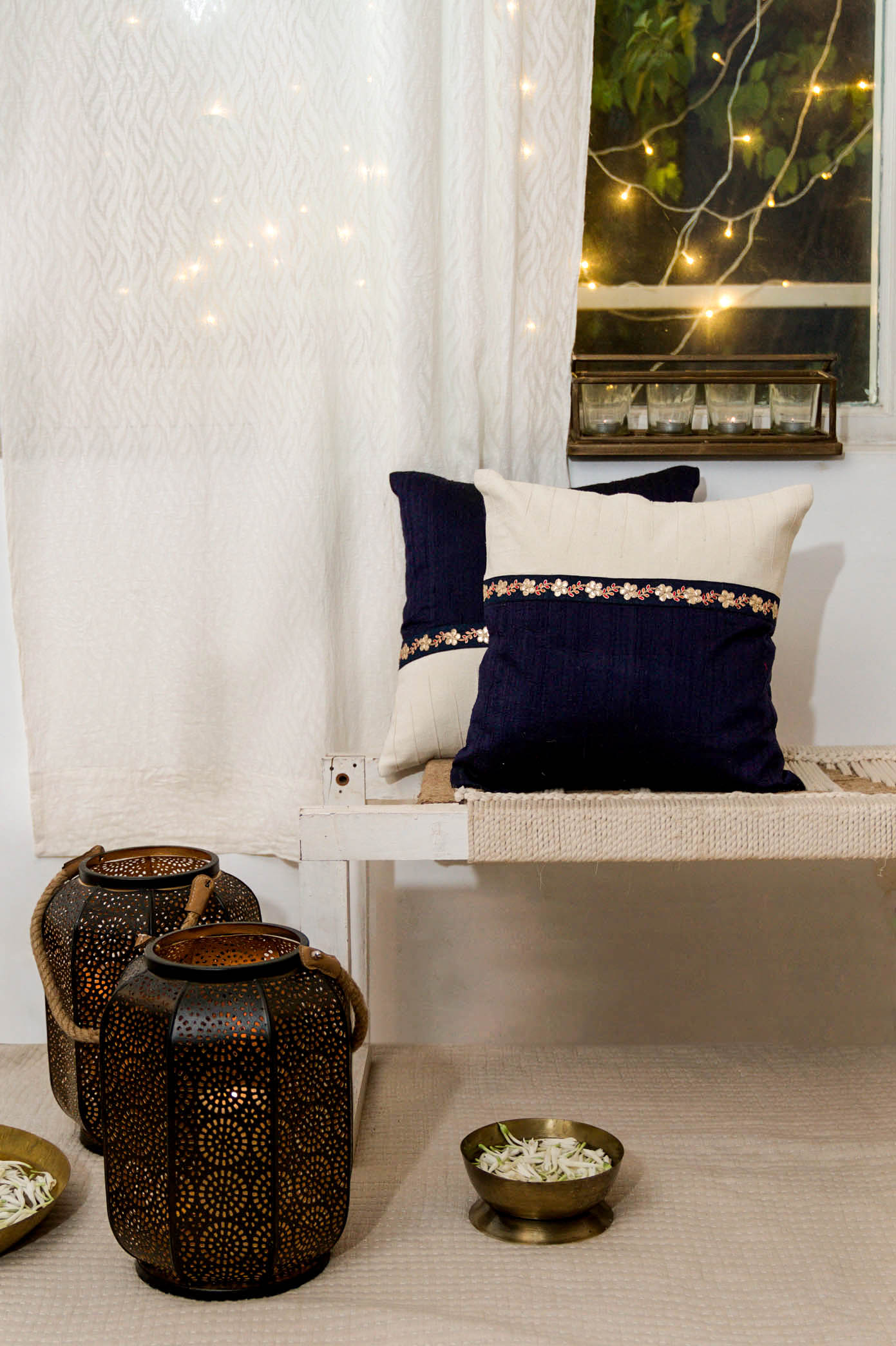 Tryst Handmade Cushion Set of 2