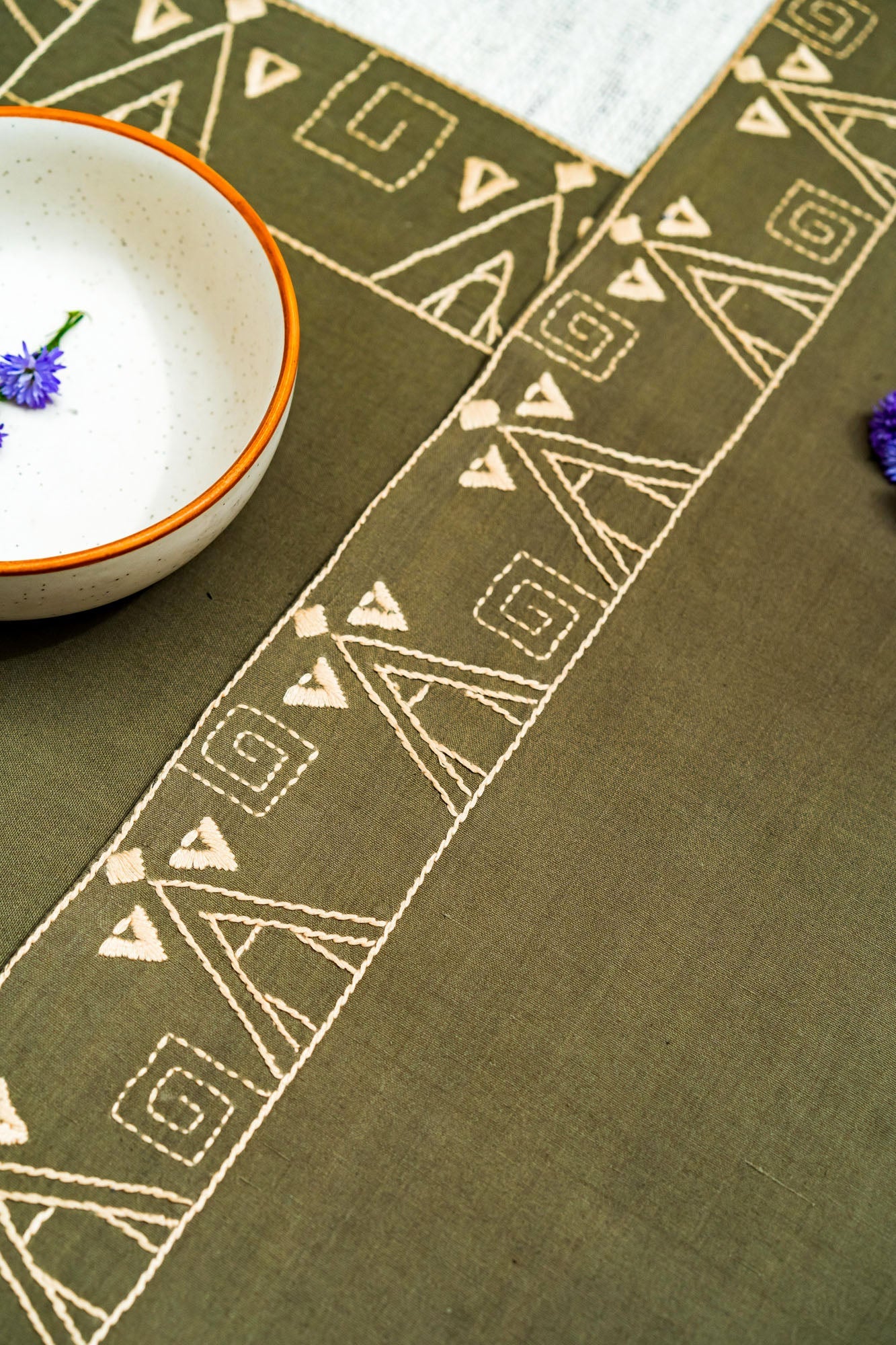 Place Arcilla Clásica Dining Set of a Table Runner & 6 Table Mats