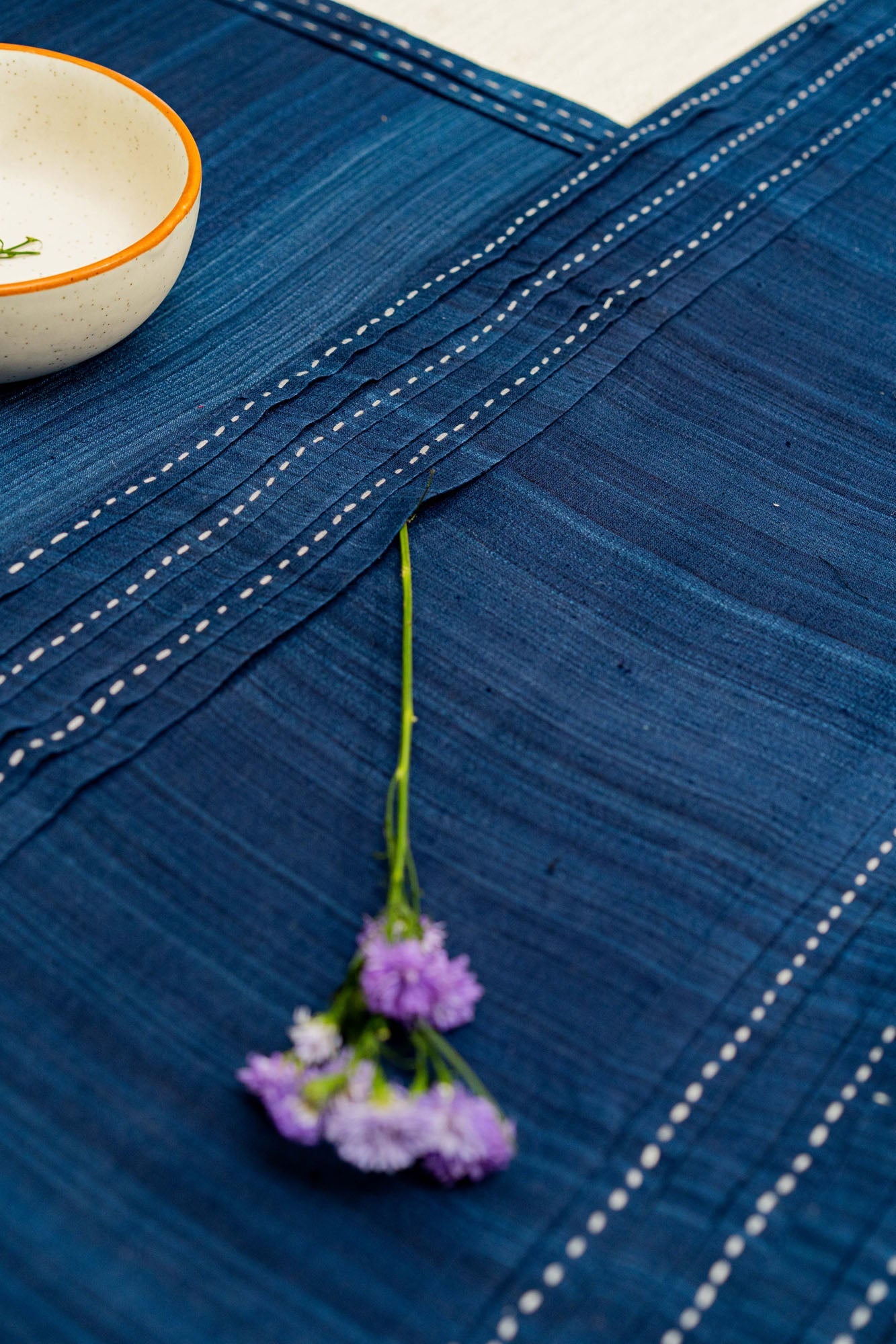Vléfara Dining Table Runner And Mats Set of 6