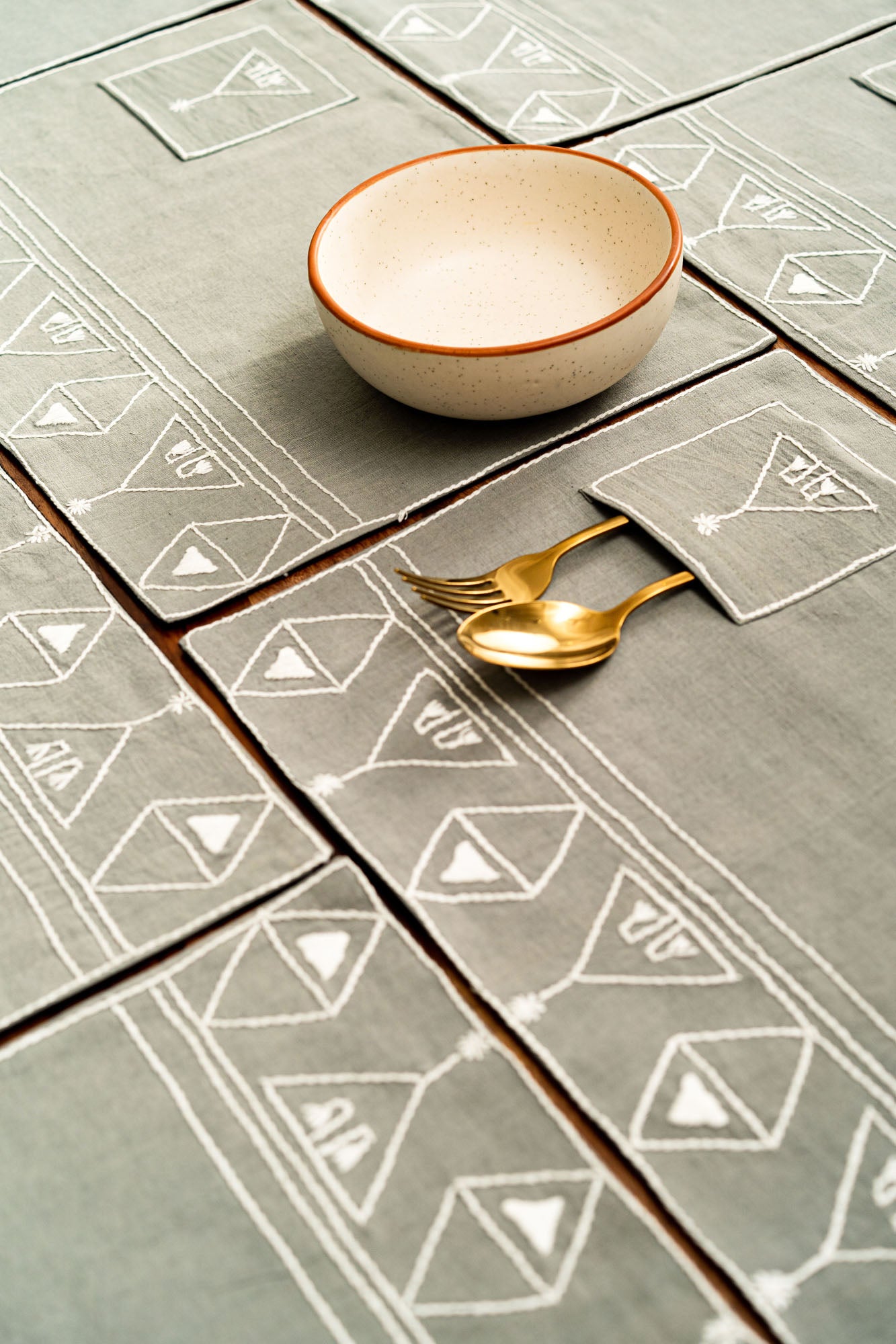 Espumosa - Table Mats - Set Of 2 Pcs