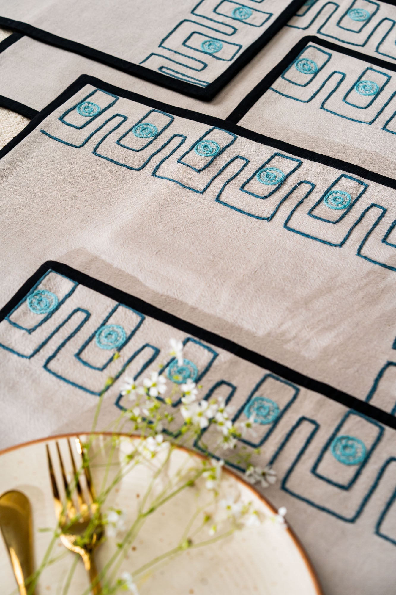 Sōshoku Handwoven Table Mats - Set Of 6 Pcs