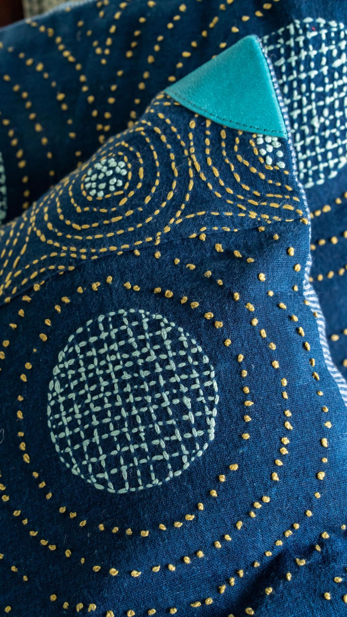 Bordado Cosmos handmade Cushion Set of 2