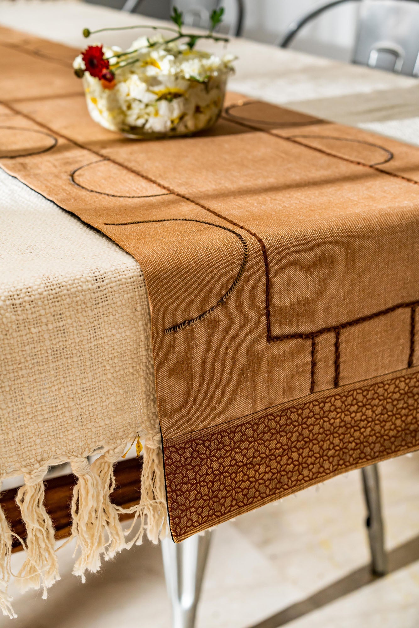 Ammou Hand Wōven Table Runner