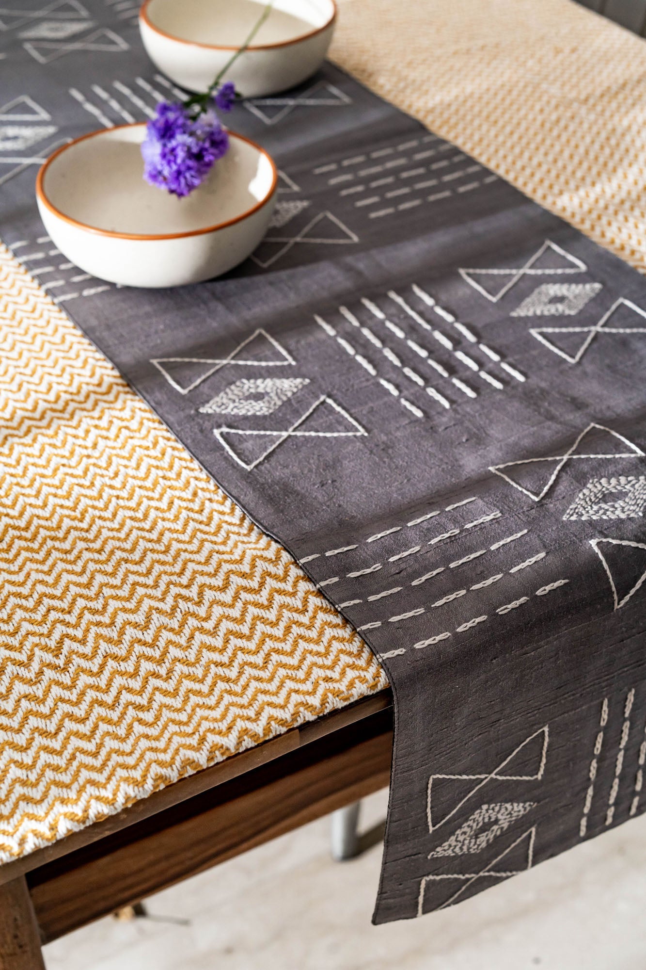 Reverberancela Hand wōven Table Runner