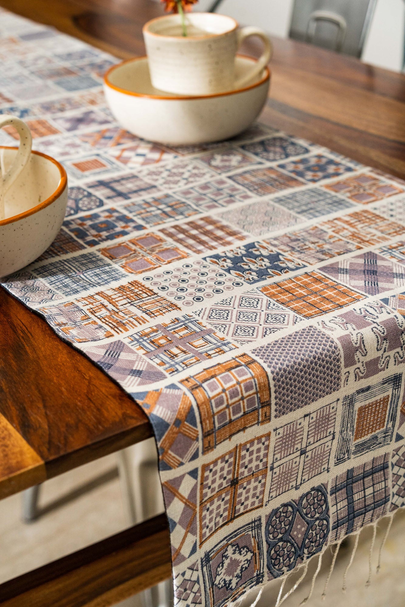 Cuentos de comida Hand wōven Table Runner