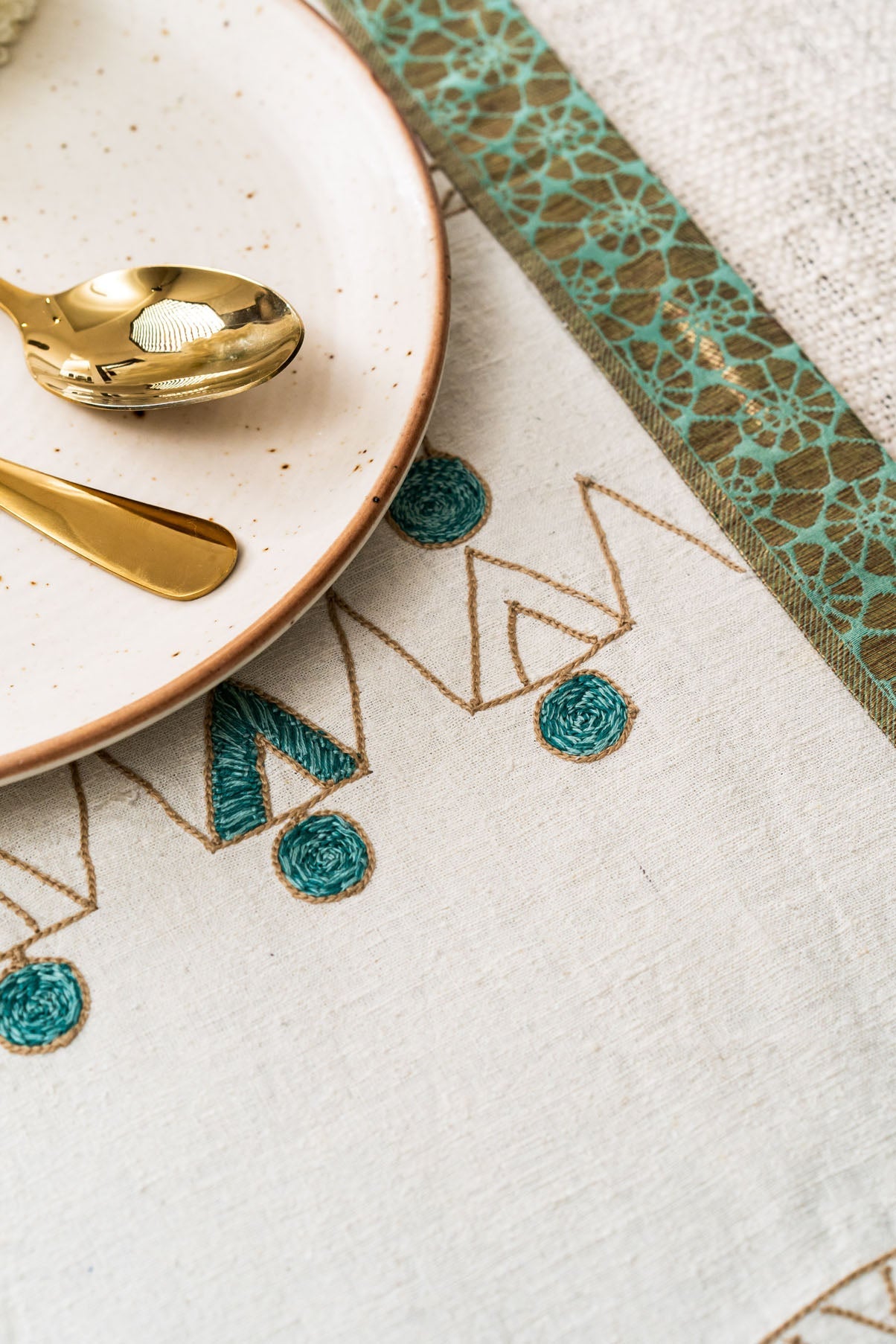 Eri Silk Festive Table Runner