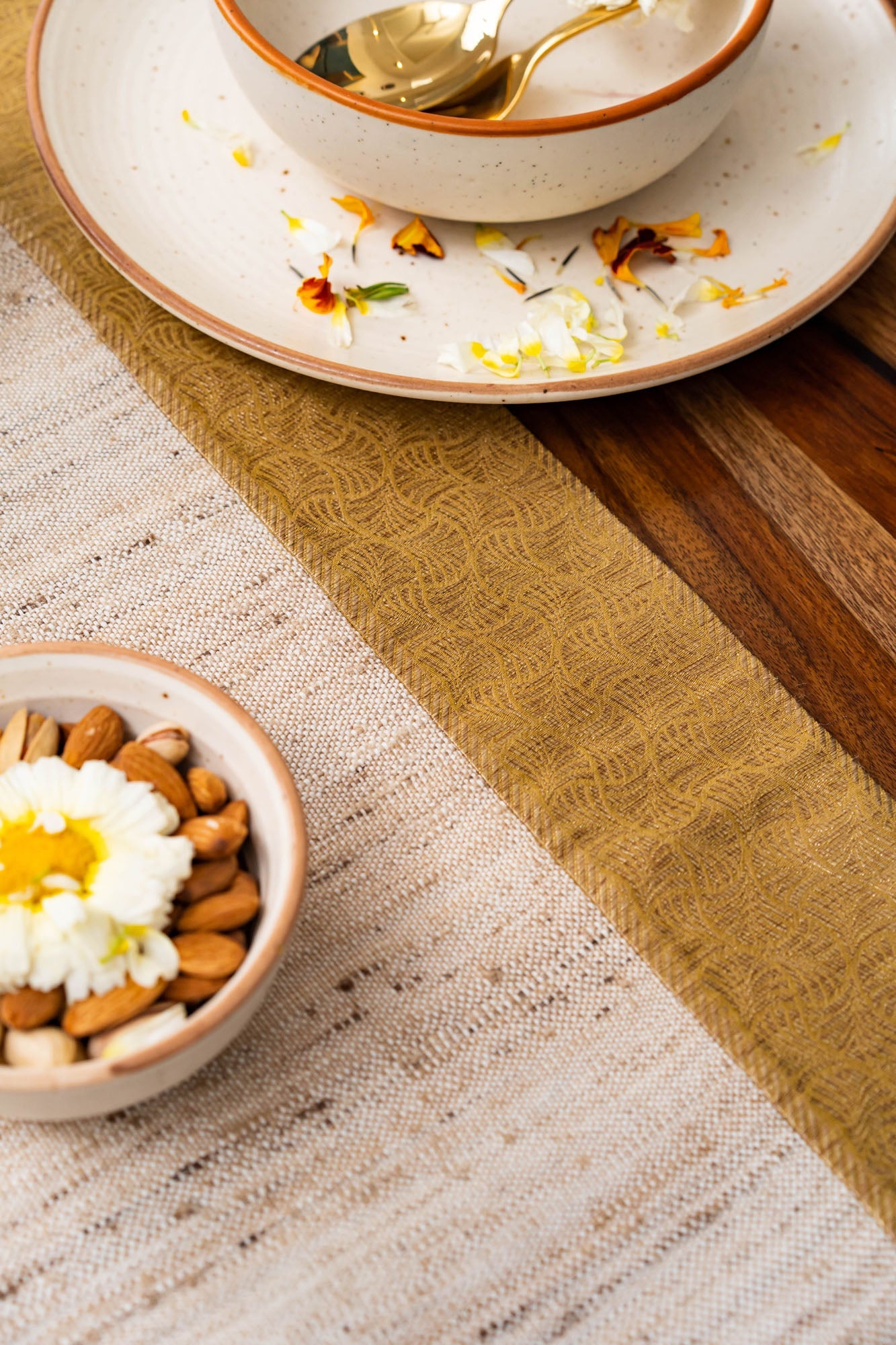 Navarchída - Handwoven Table Runner