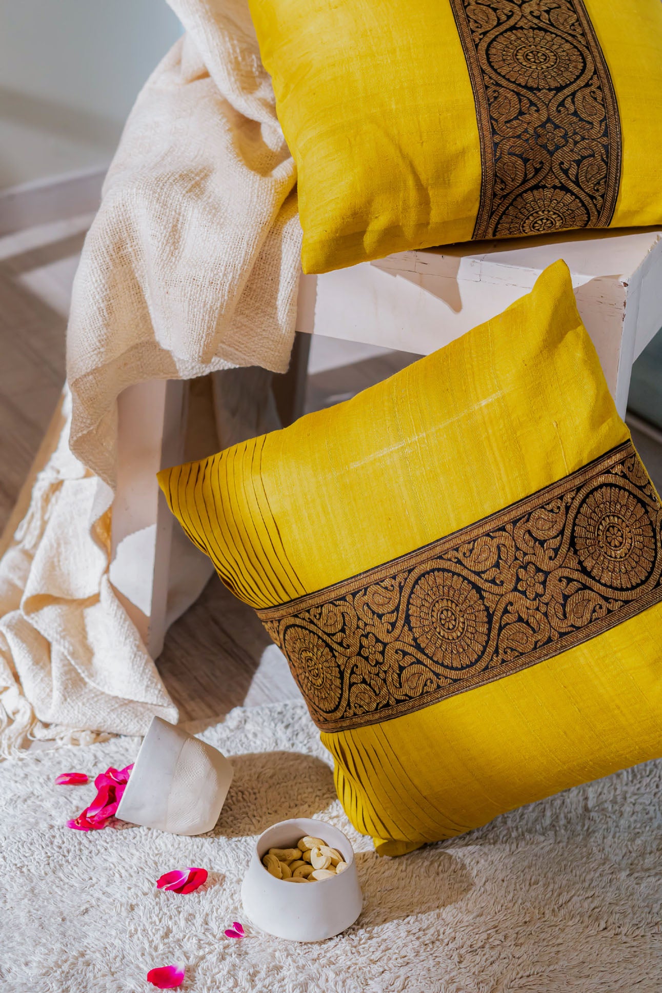 Bewider Handwoven Cushion Set of 2