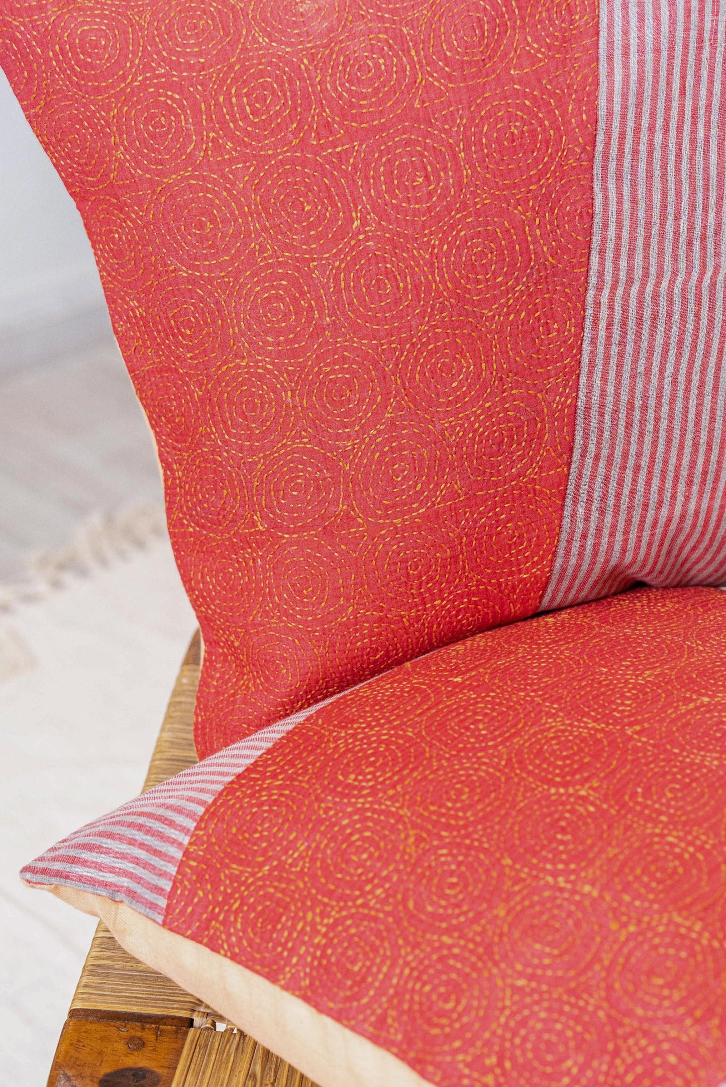 Delirante handmade Cushion Set of 3