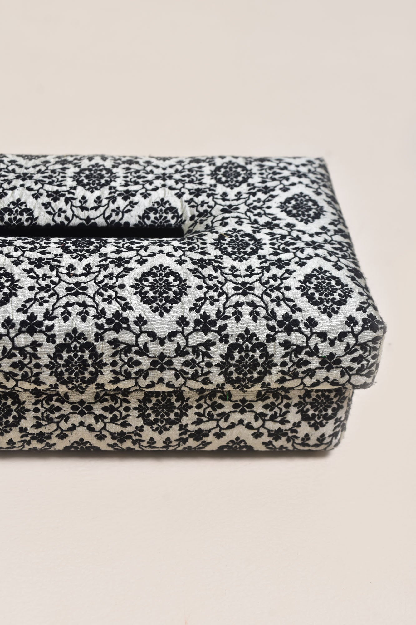 Oculus Handmade Tissue Box
