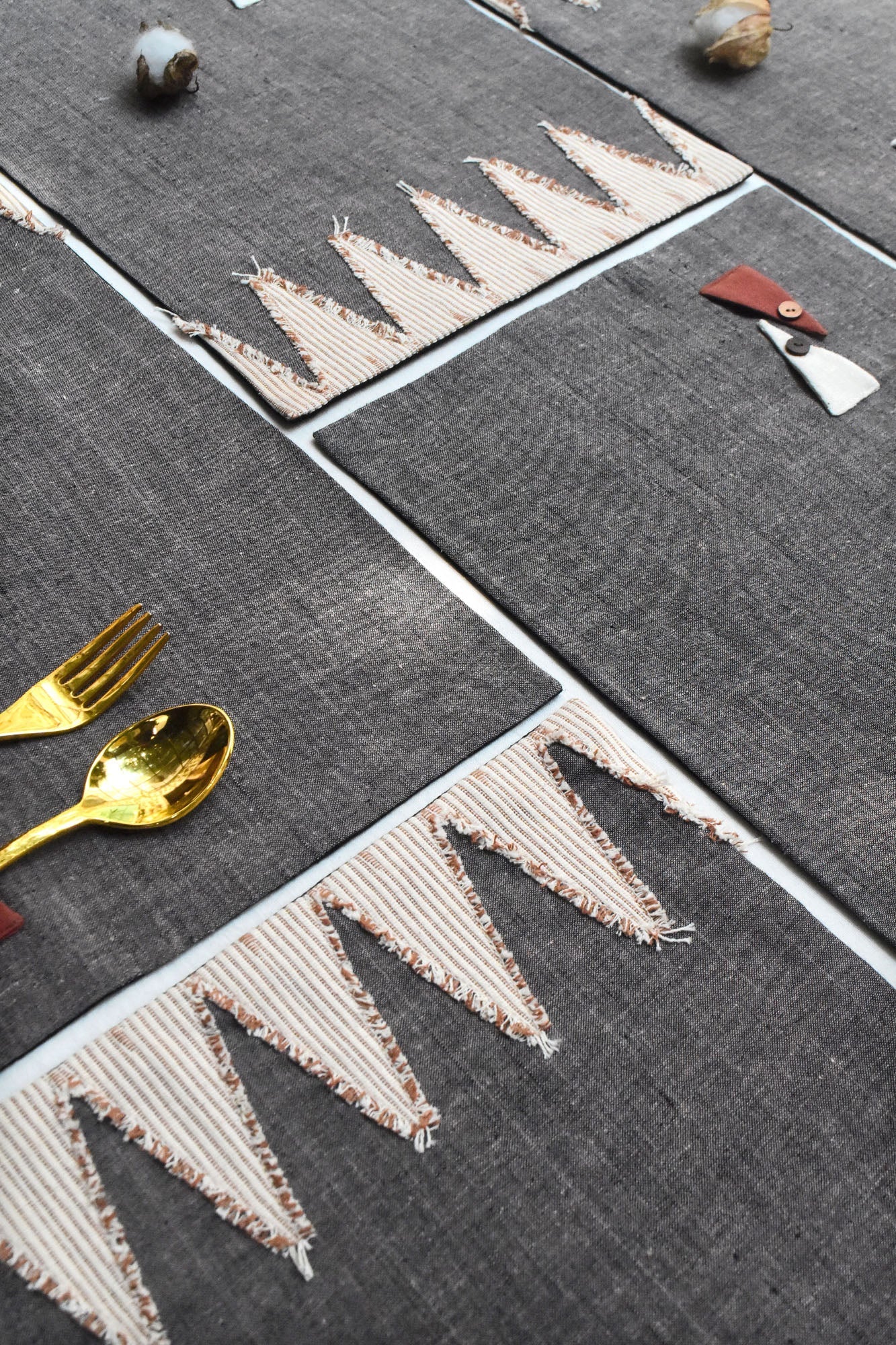 Obelisk Handwoven Table Mats - Set Of 2 pcs