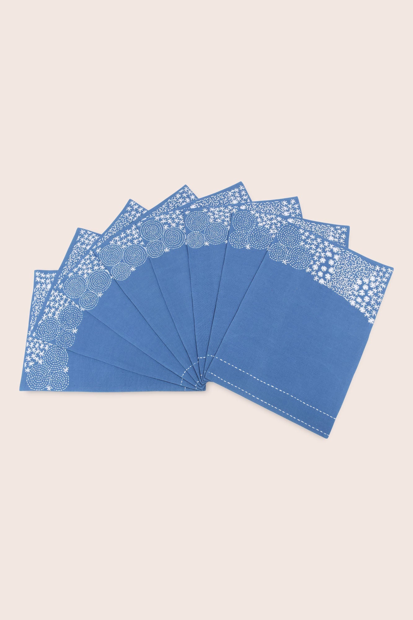 SIRIMIRI -  Dining Set Of Table Runner And 8 Table Mat - Veaves