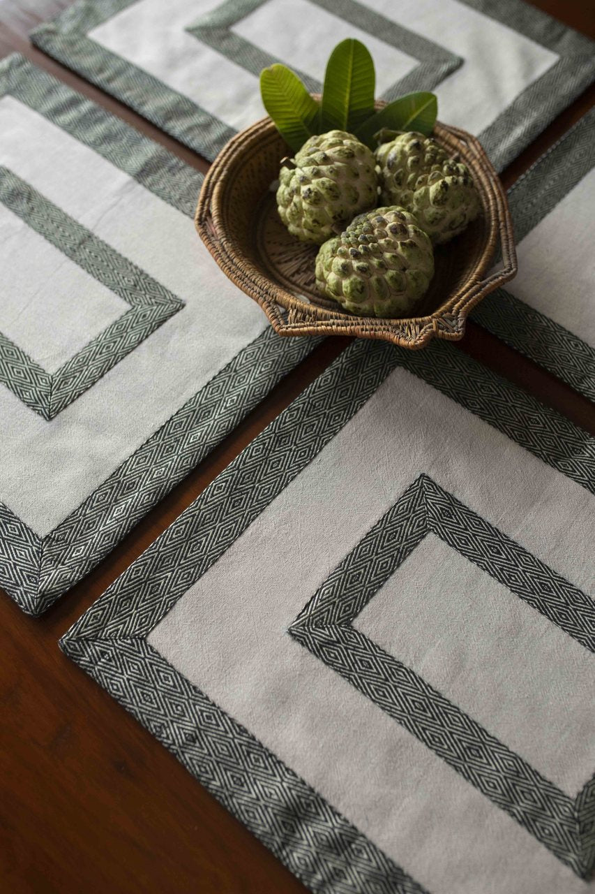 Meas Table Mats - Set 0f 2 Pcs