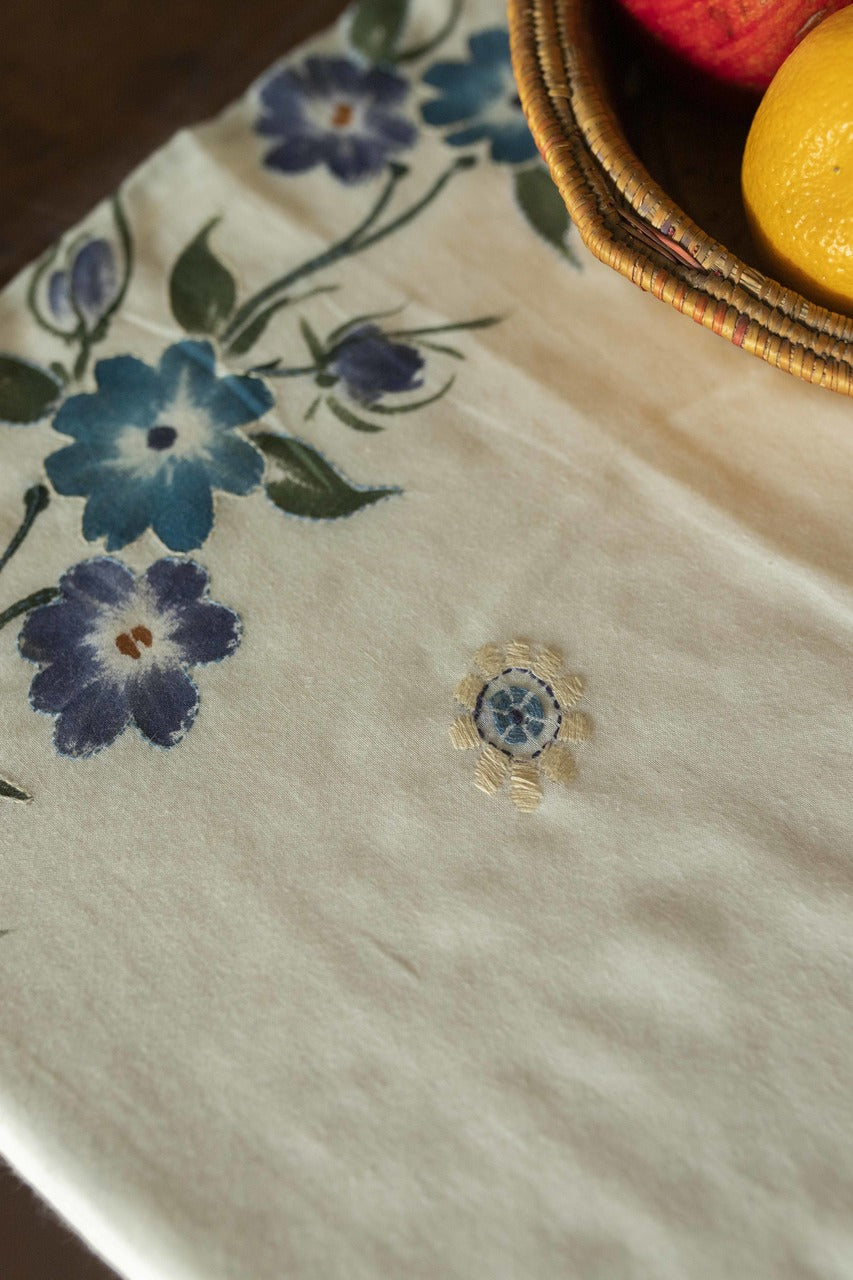 Lambent - Table Runner