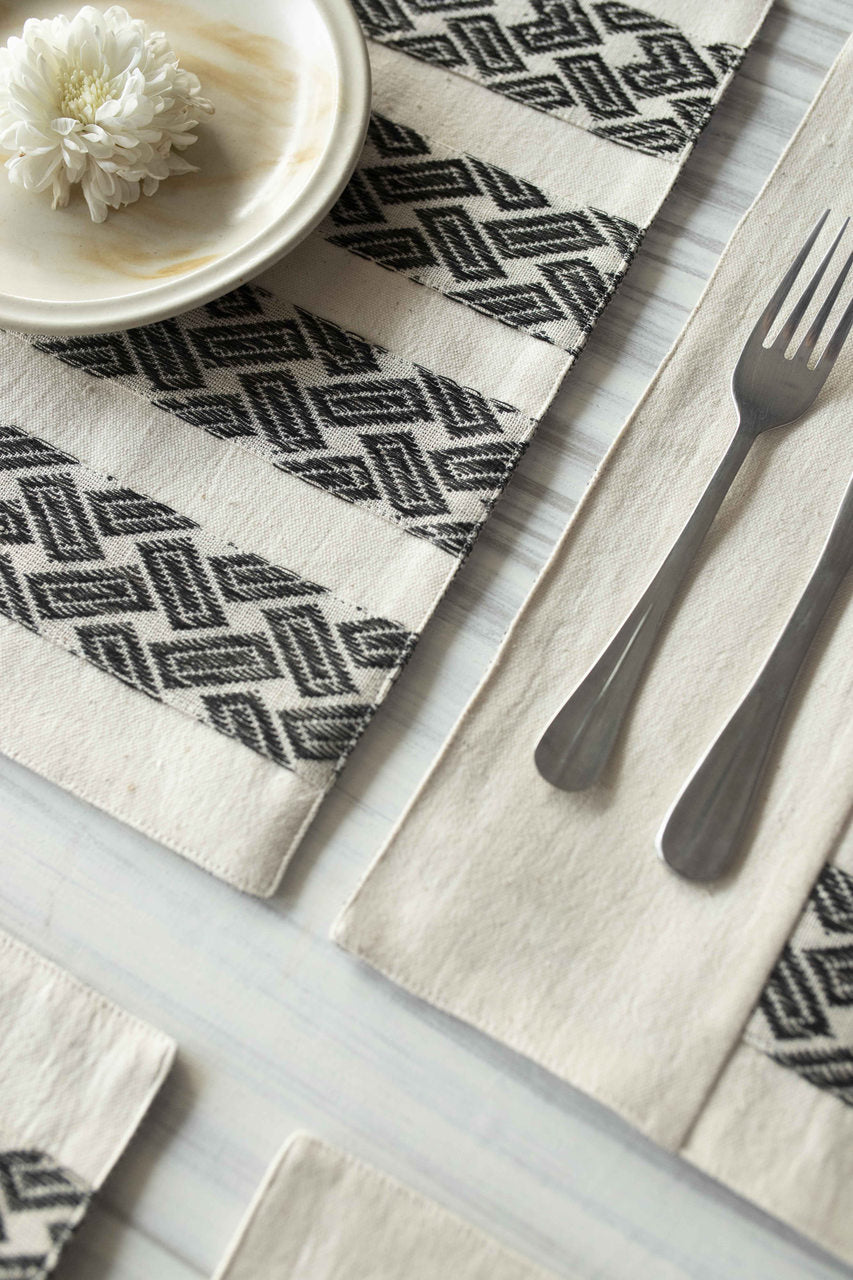 Bella Ame Table Mats - Set of 2 Pcs