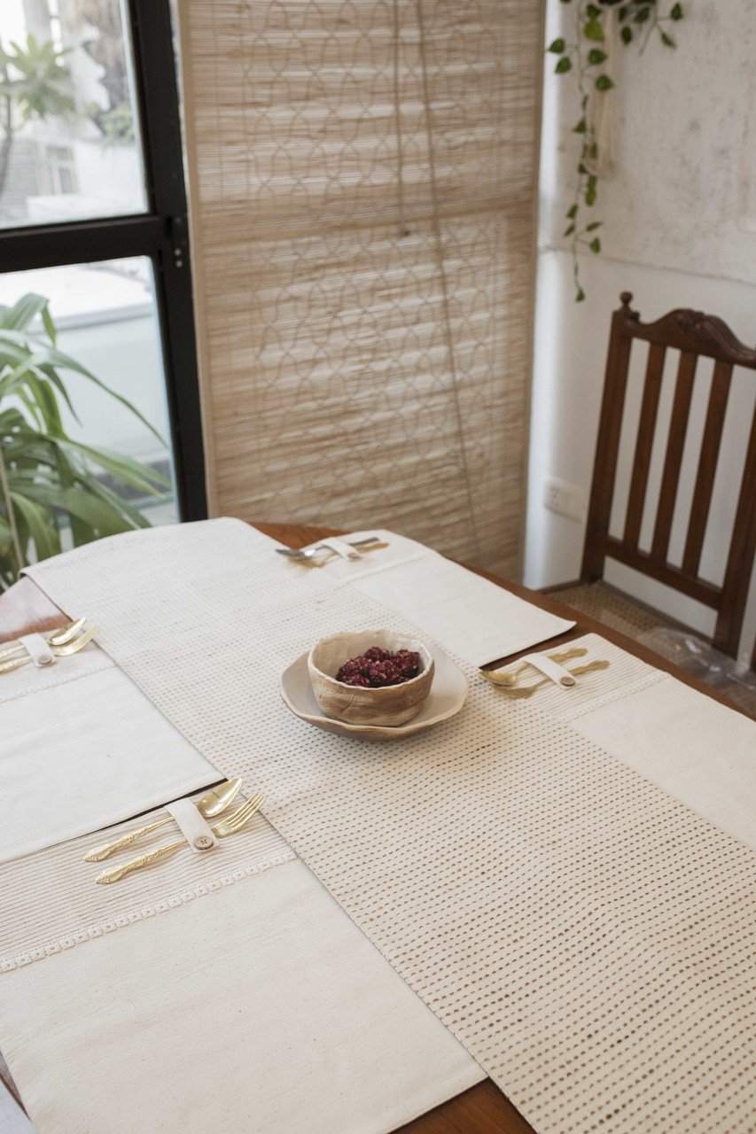 Koa Dining Table Runner And Mats Set of 8