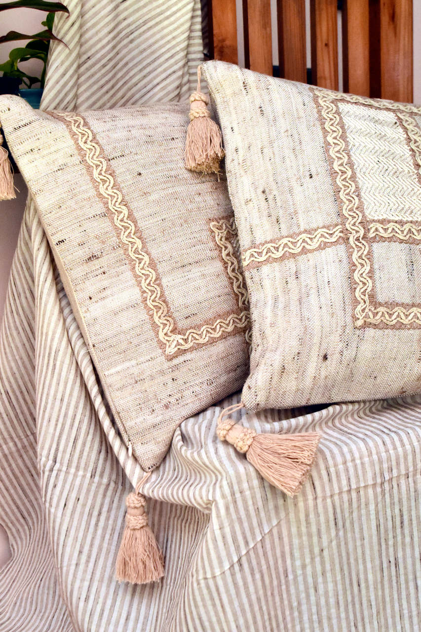 Hoza handmade Cushion Set of 2