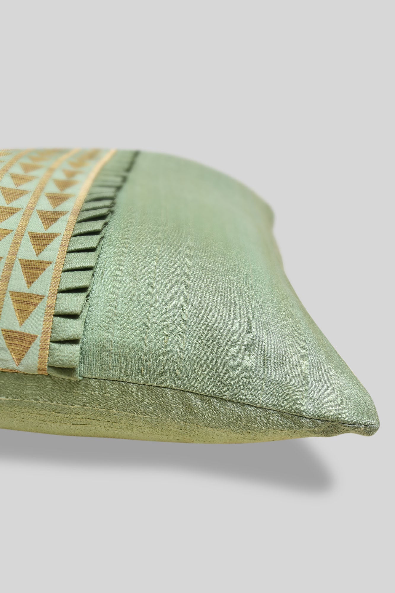 Spring Star Rapids Handwoven Cushions - 1 Pc