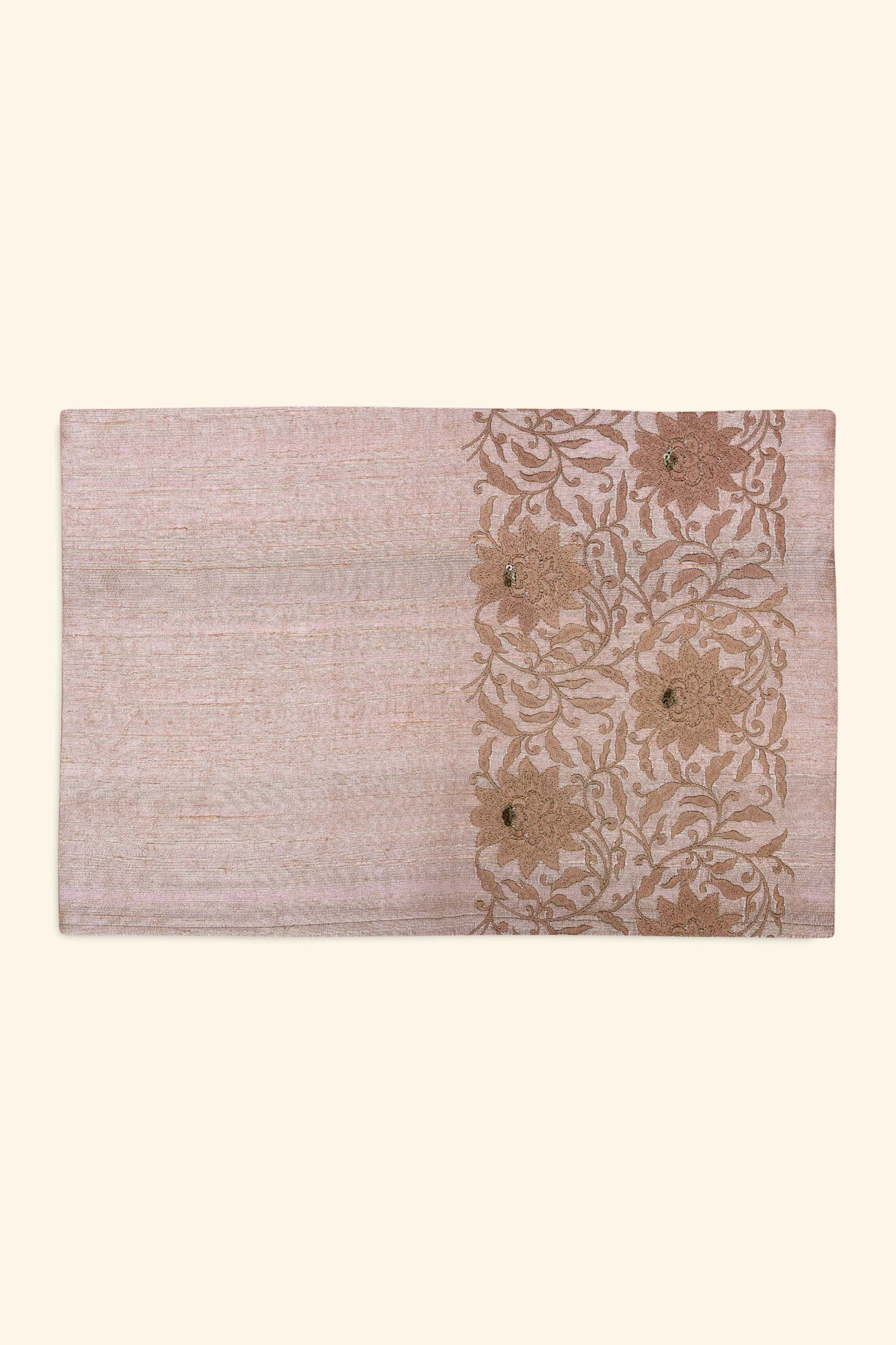 Cora Dining Set of a Table Runner and 6 Table Mats