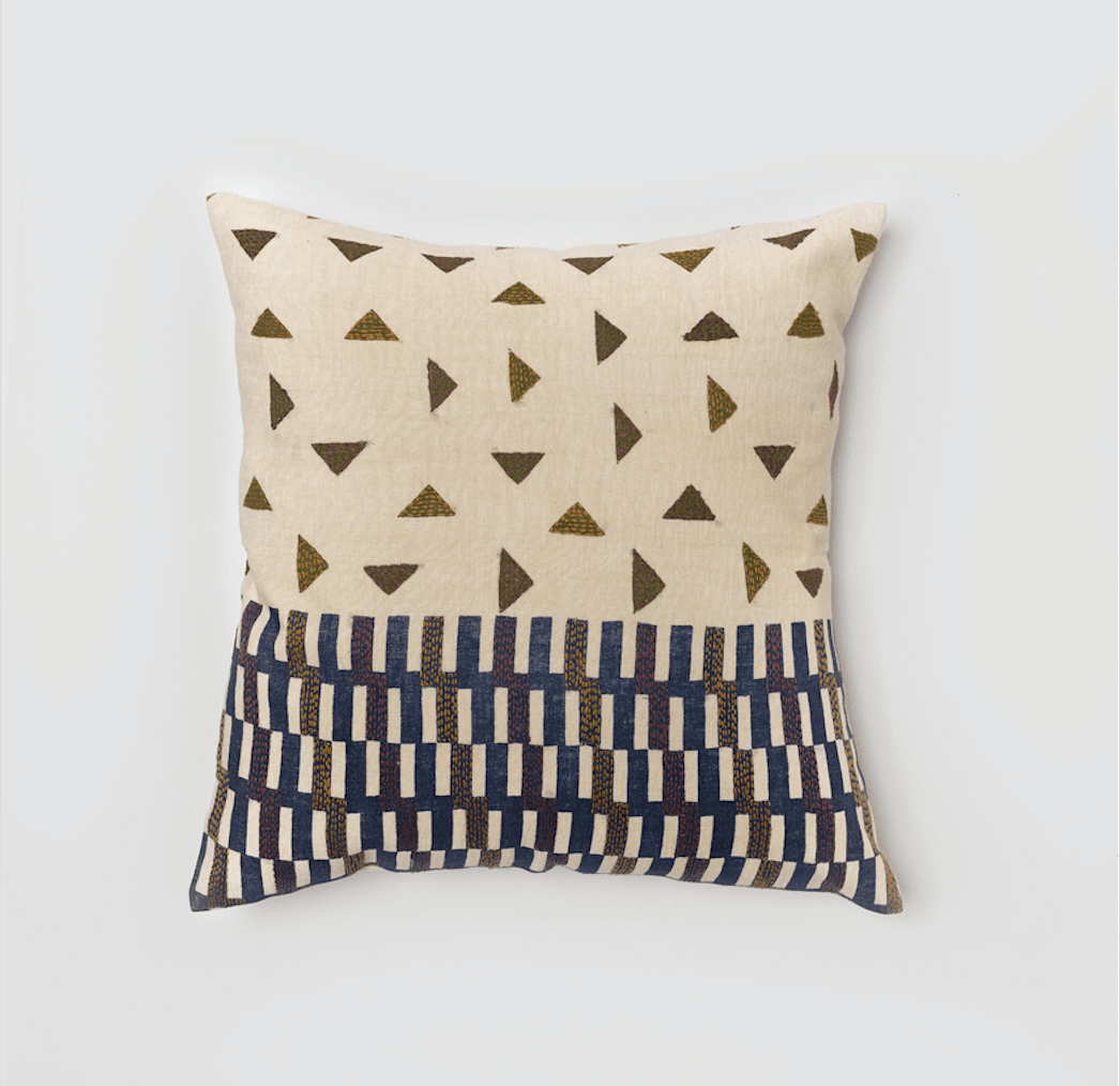 Retrouvailles Cushions - Set Of 2 Pcs - Veaves