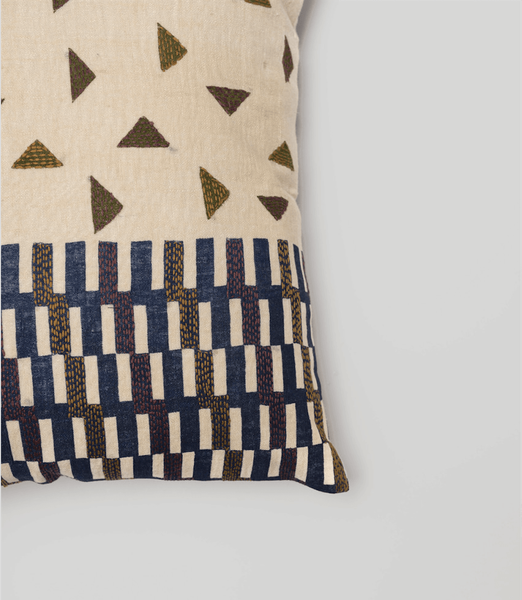 Retrouvailles Cushions - Set Of 2 Pcs - Veaves