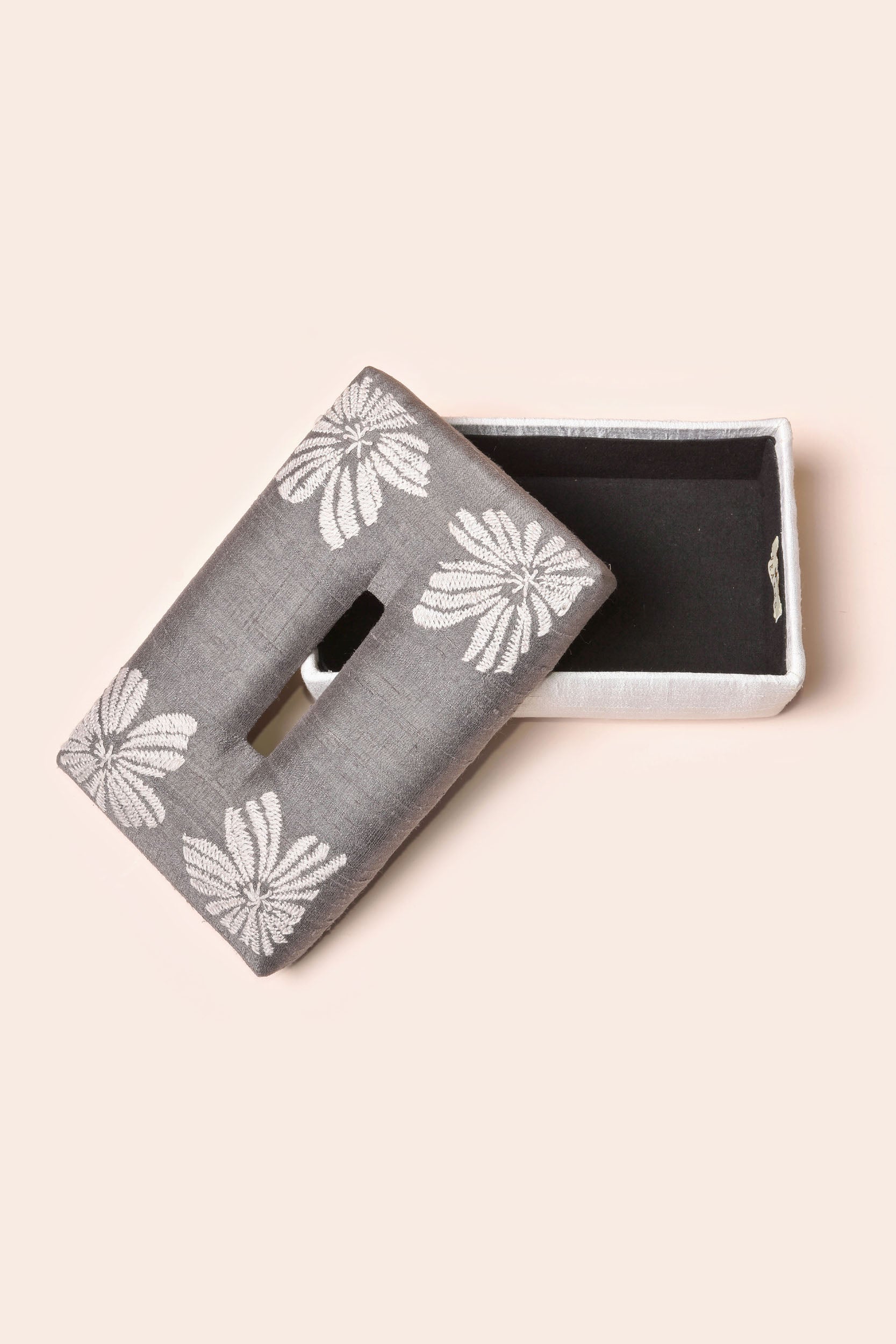 Gloria Handmade Tissue Box Christmas Gifts Online 