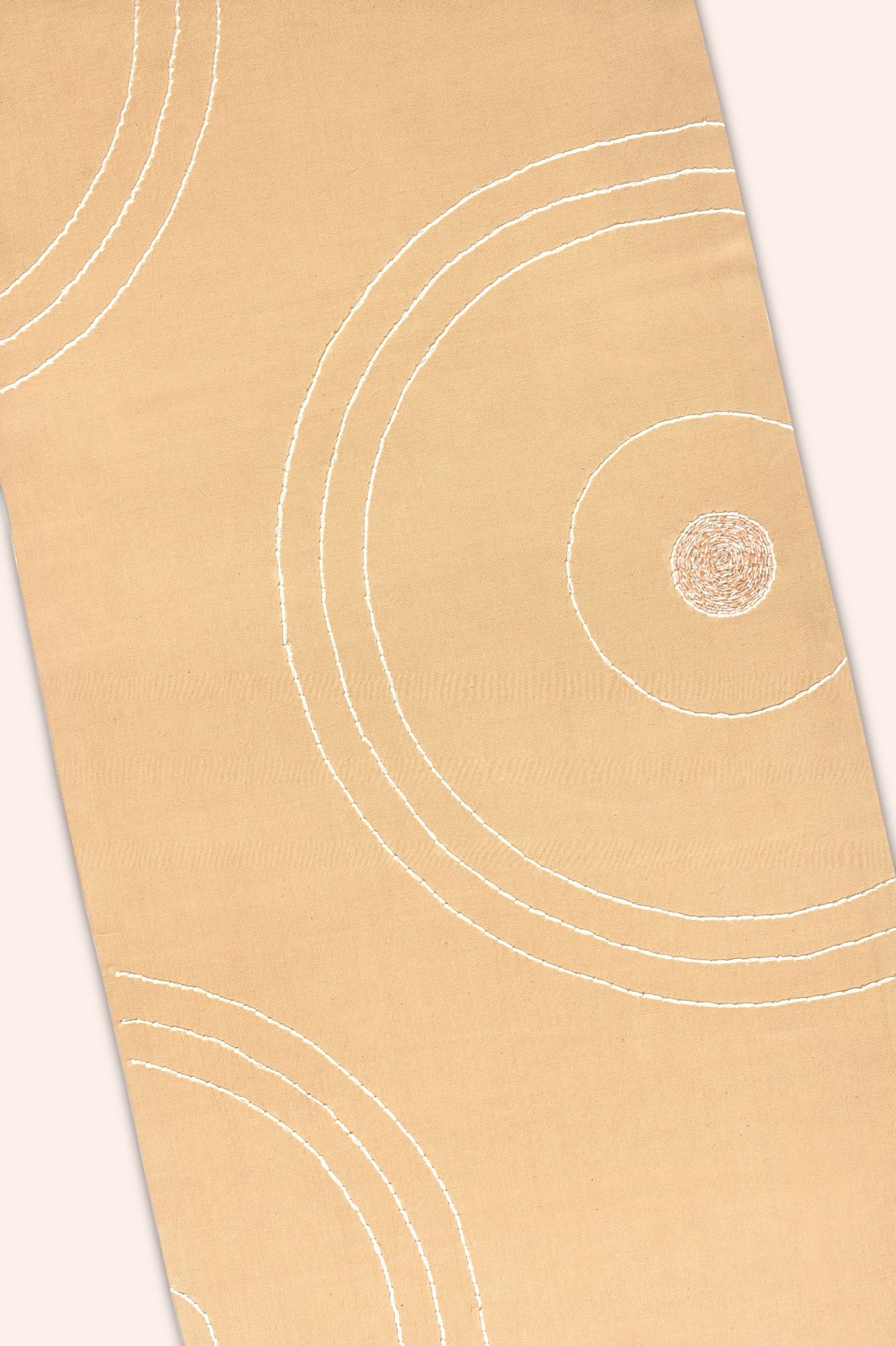 Evander - Handwoven Table Runner