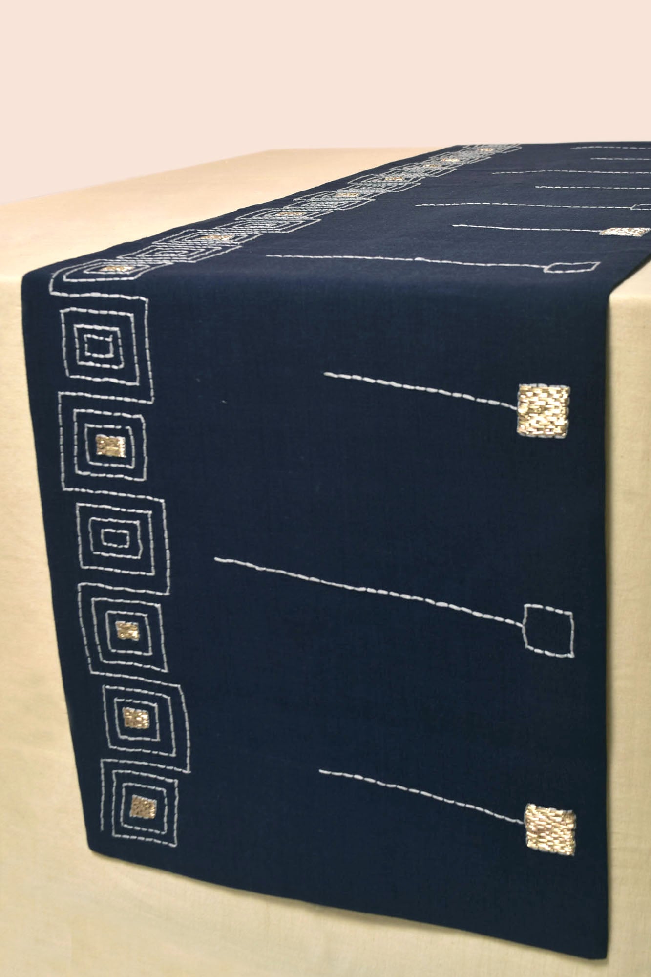 Caesita Handwoven Table Runner
