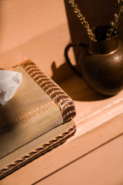 Bronzé Handmade Tissue Box